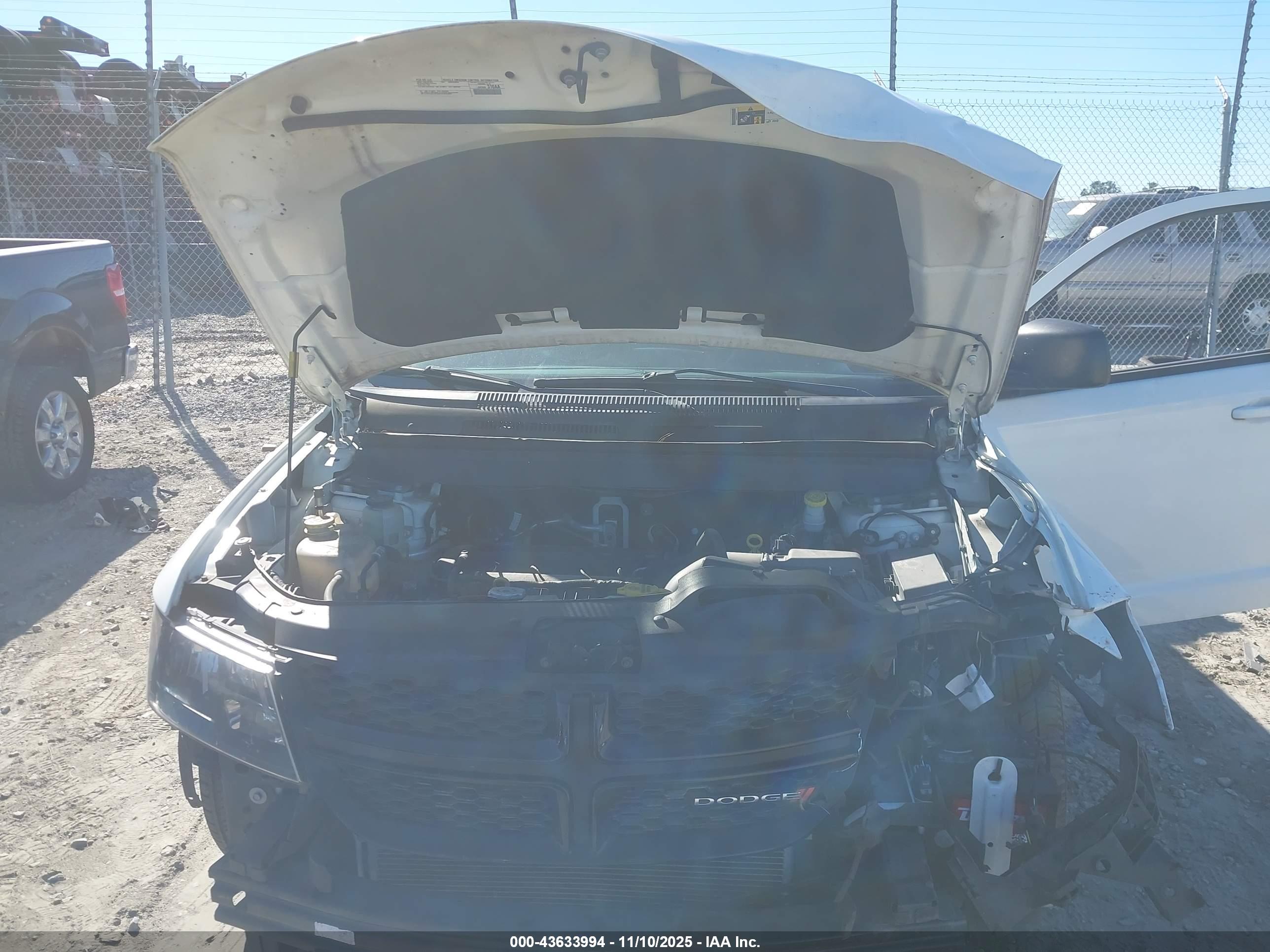 DODGE JOURNEY image 10