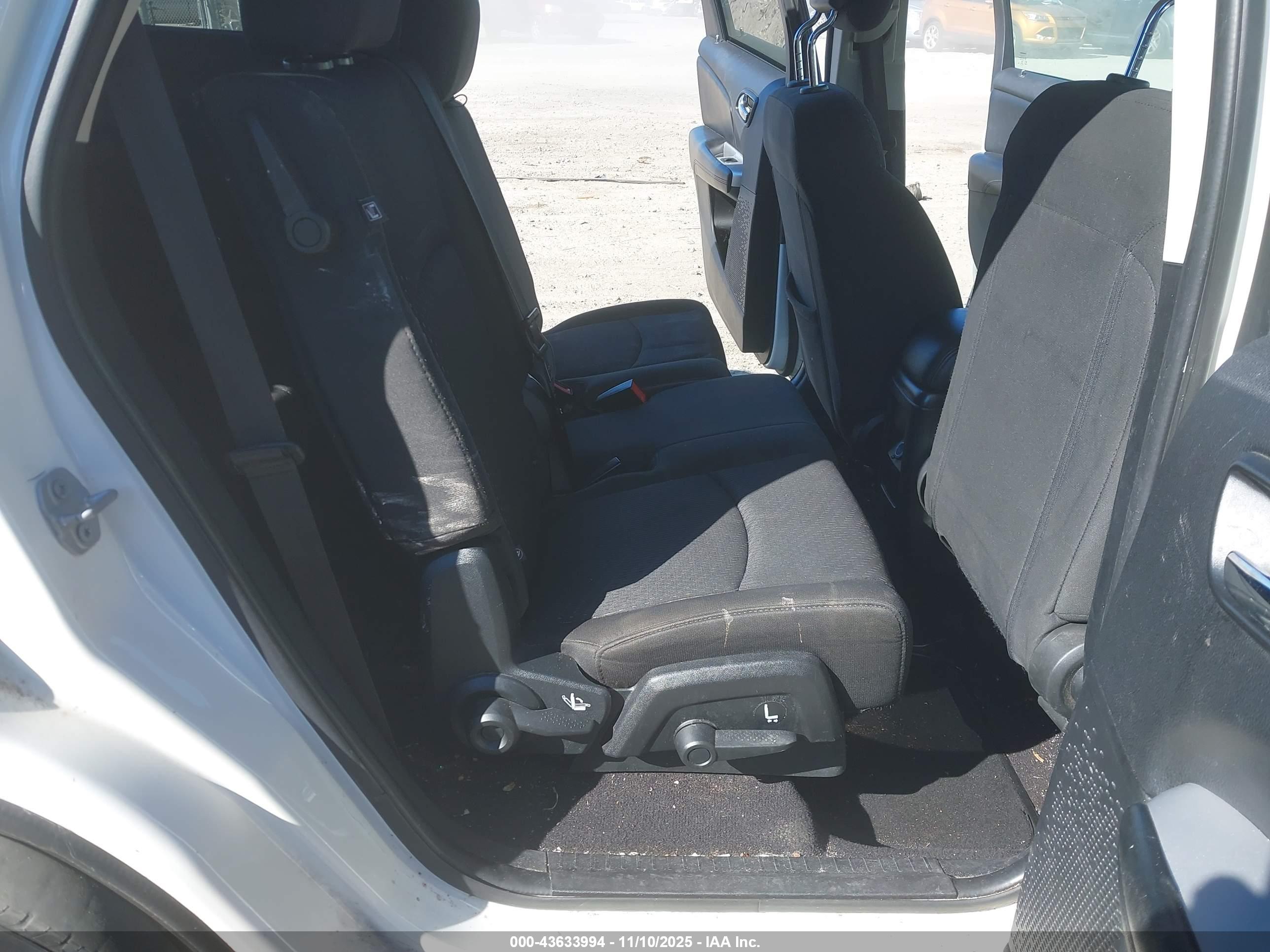 DODGE JOURNEY image 8