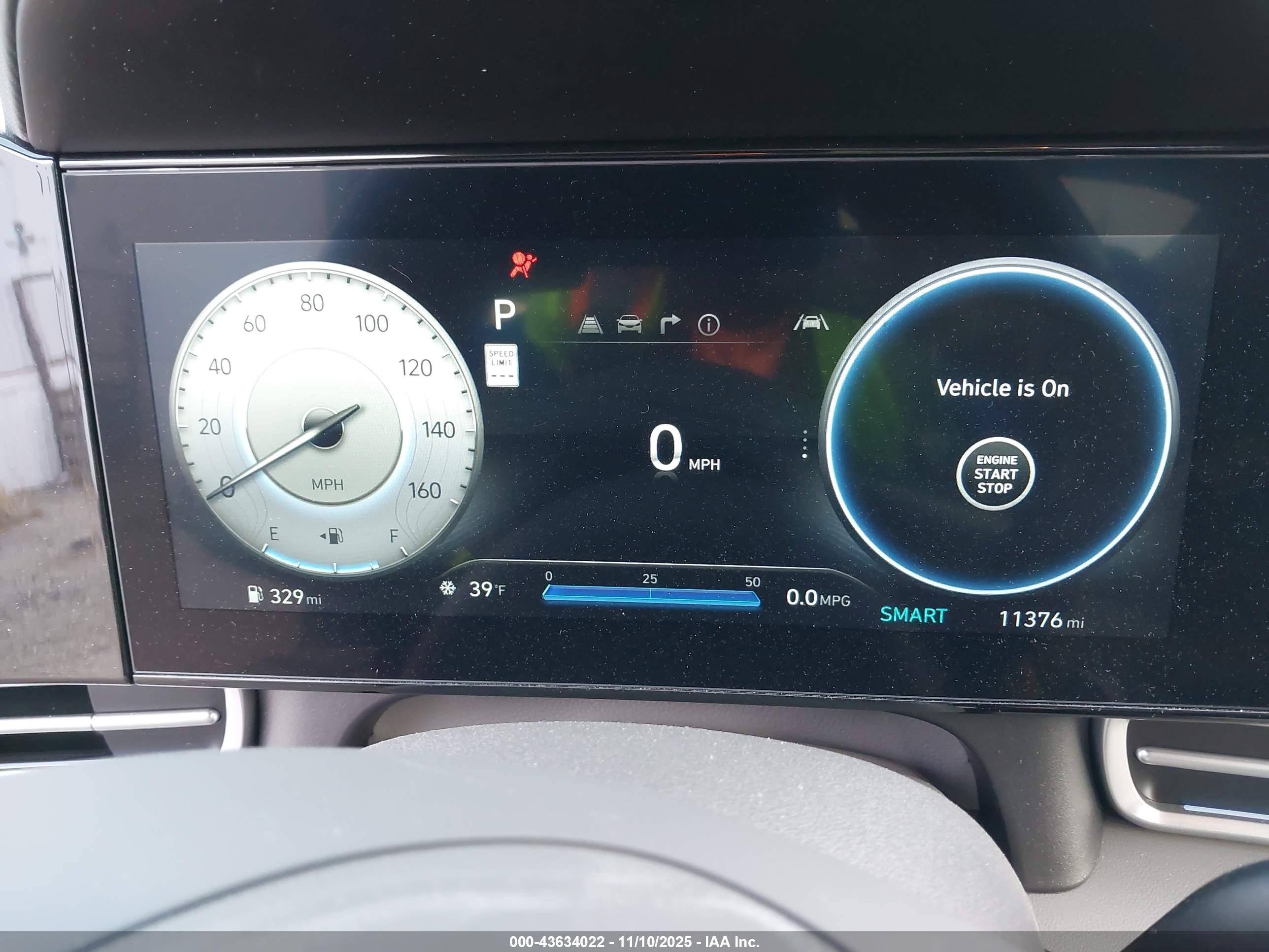HYUNDAI ELANTRA image 7