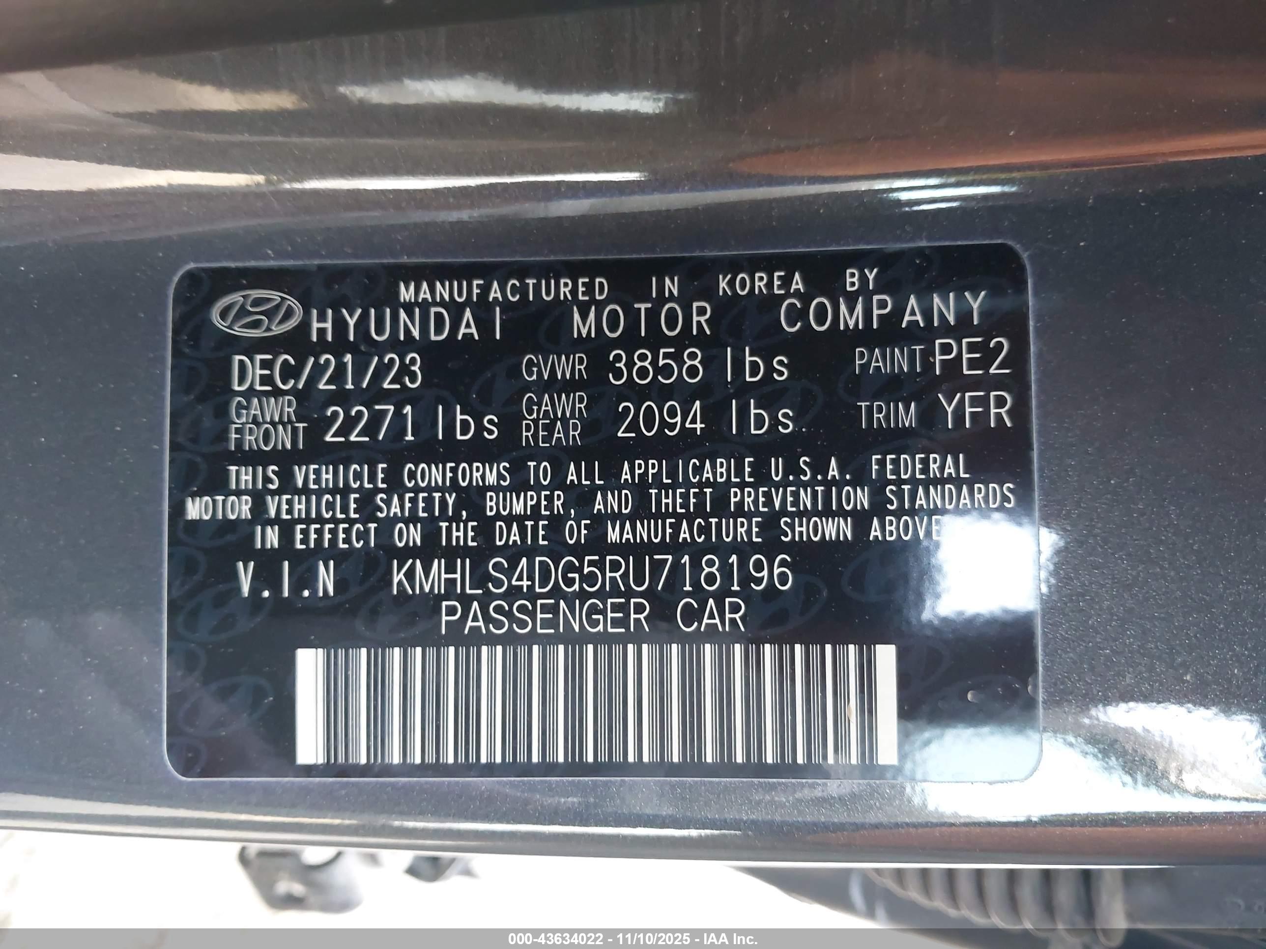 HYUNDAI ELANTRA image 9