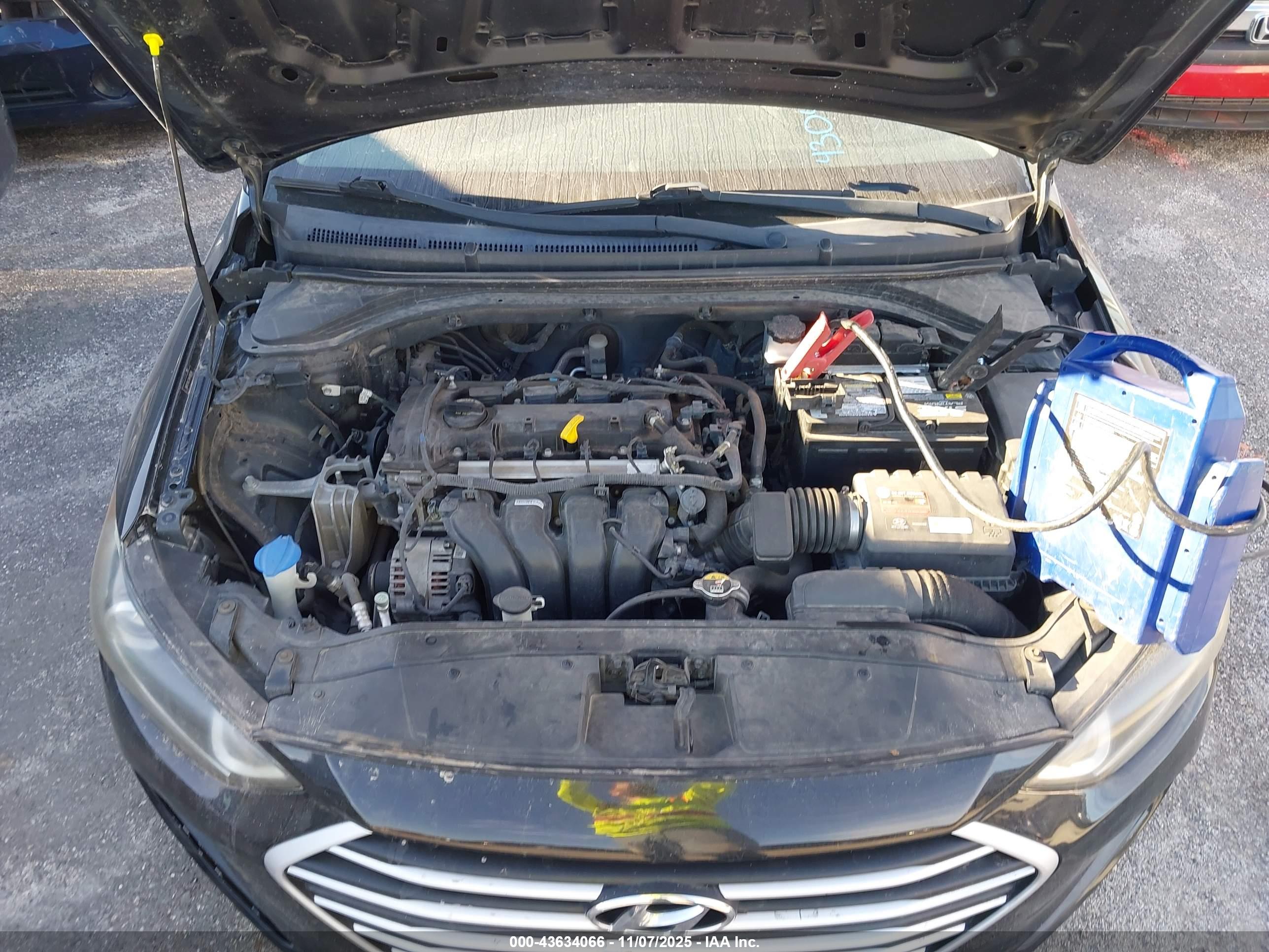 HYUNDAI ELANTRA image 10