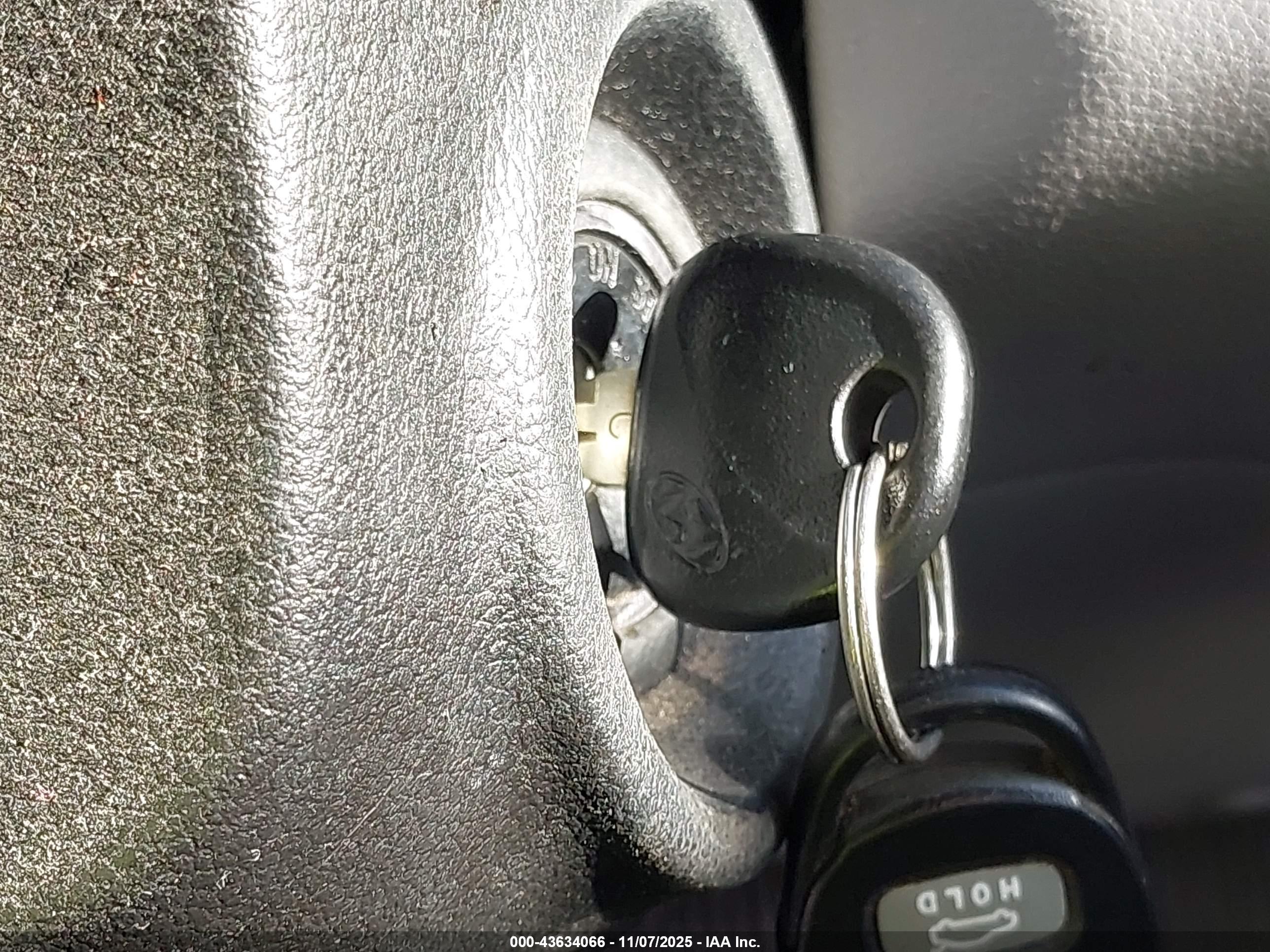 HYUNDAI ELANTRA image 11