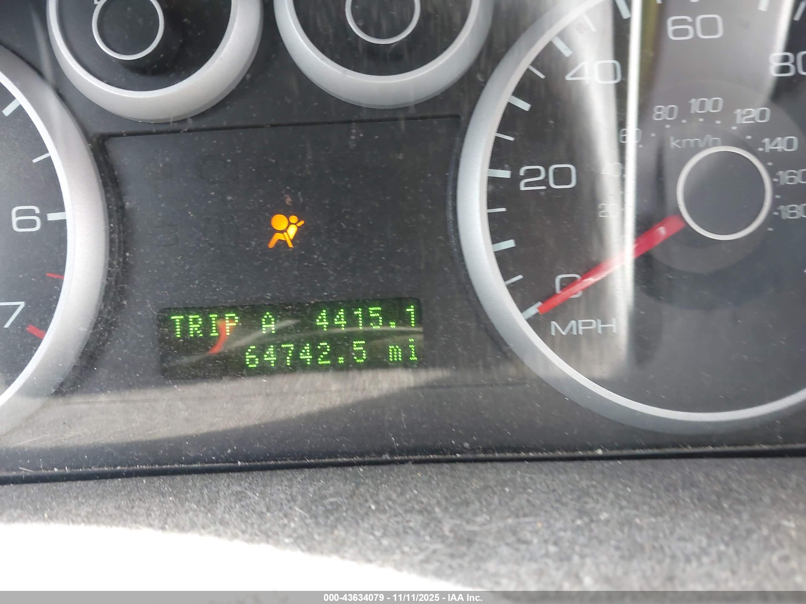 FORD FUSION image 7