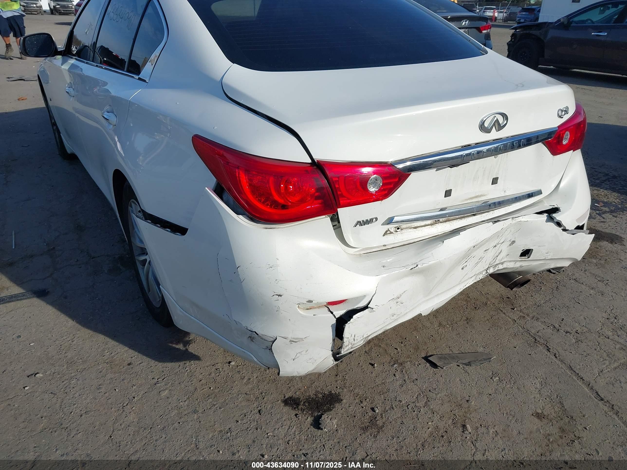 INFINITI Q50 image 6