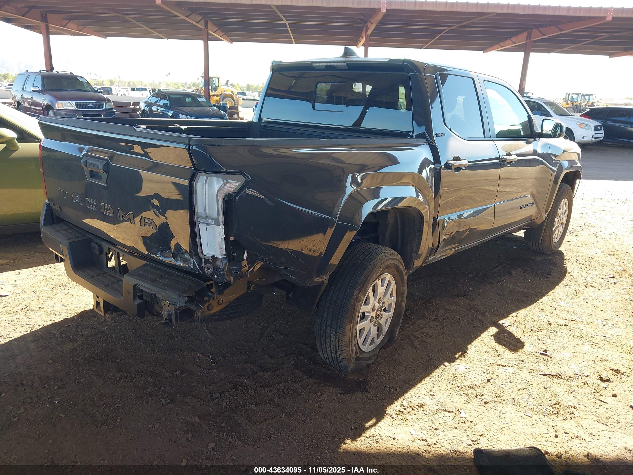 TOYOTA TACOMA image 4