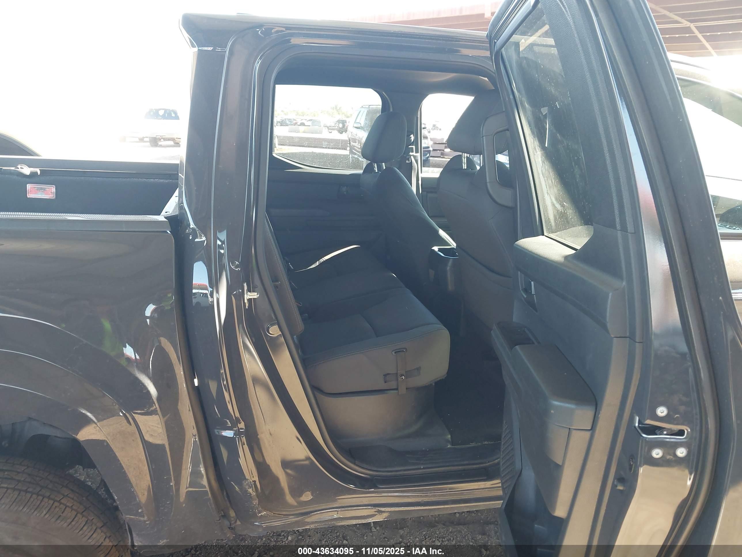 TOYOTA TACOMA image 8