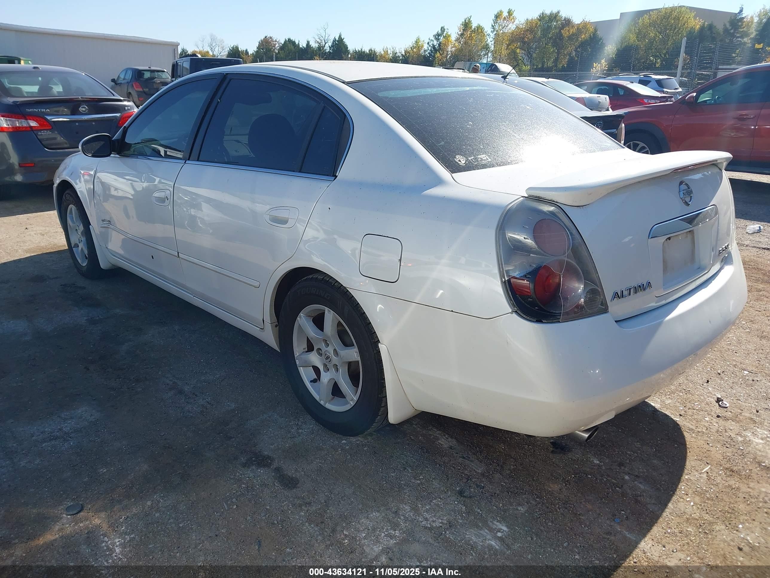 NISSAN ALTIMA image 3