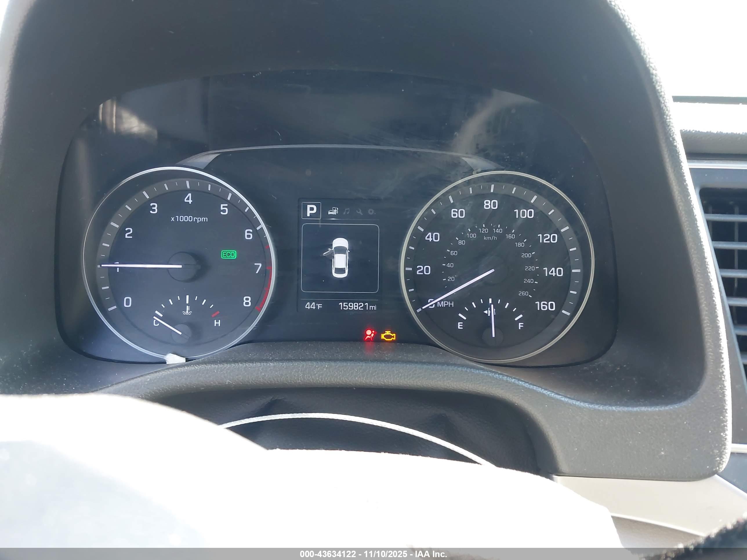 HYUNDAI ELANTRA image 7