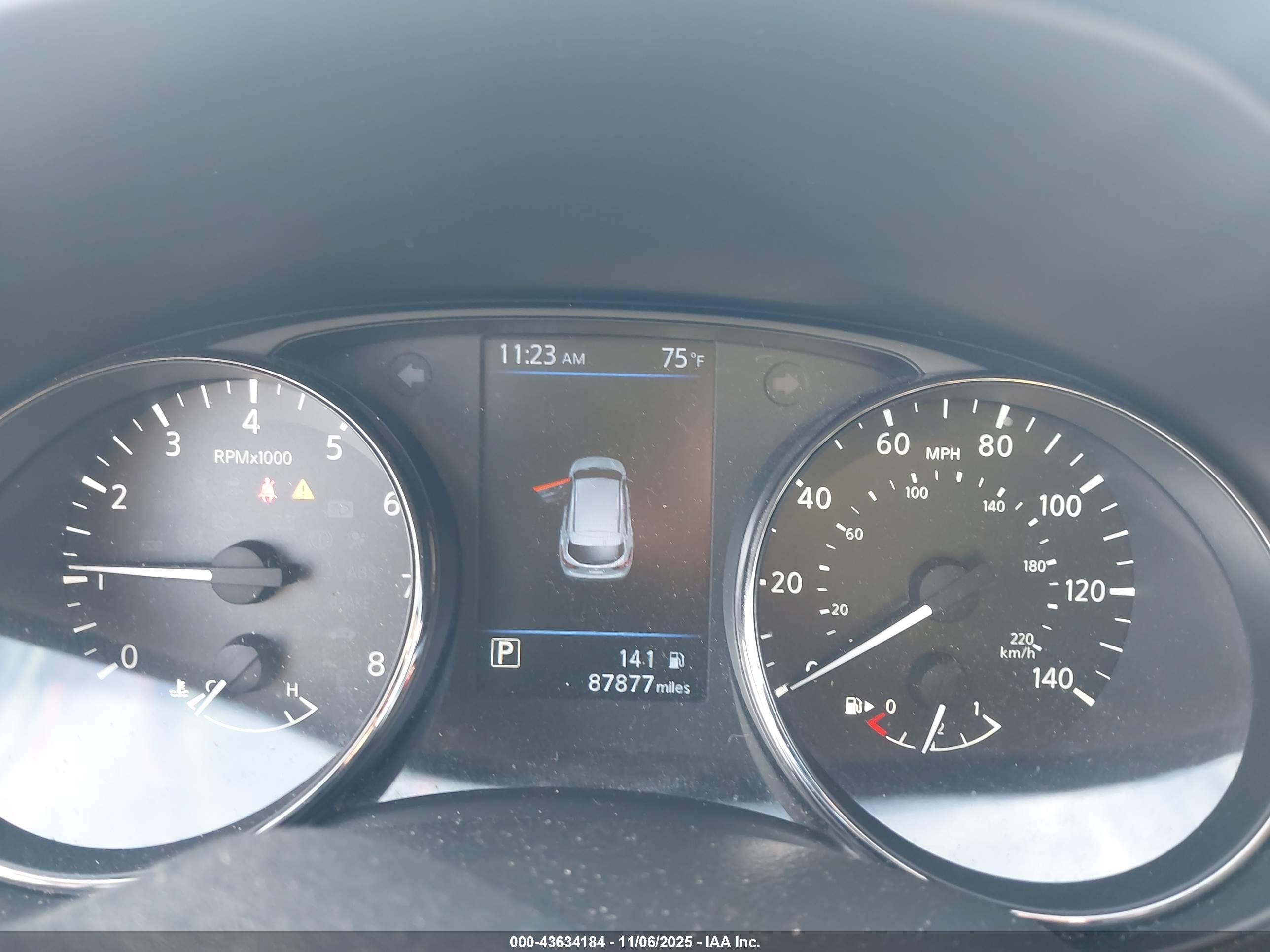 NISSAN ROGUE image 7