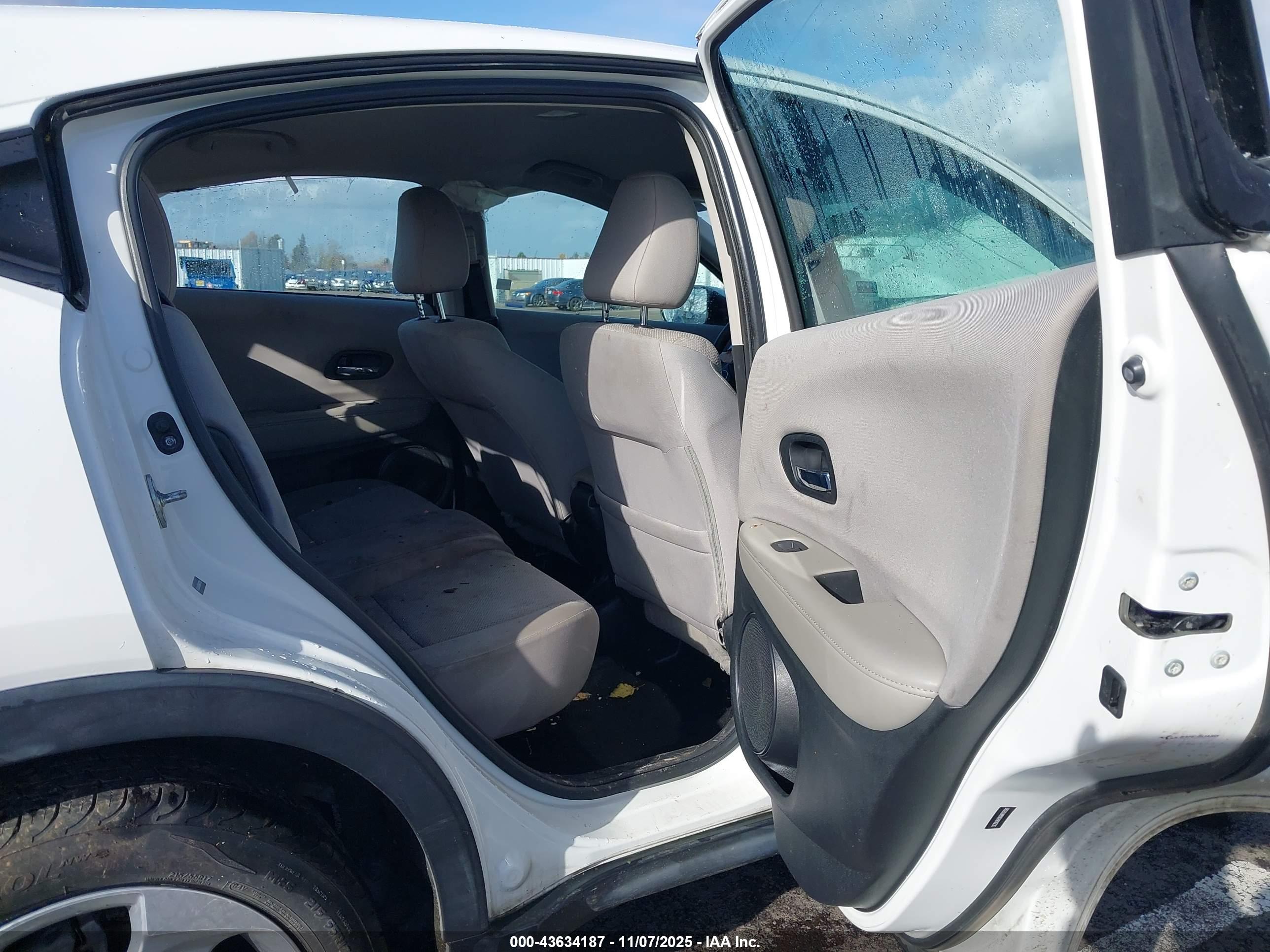 HONDA HR-V image 8