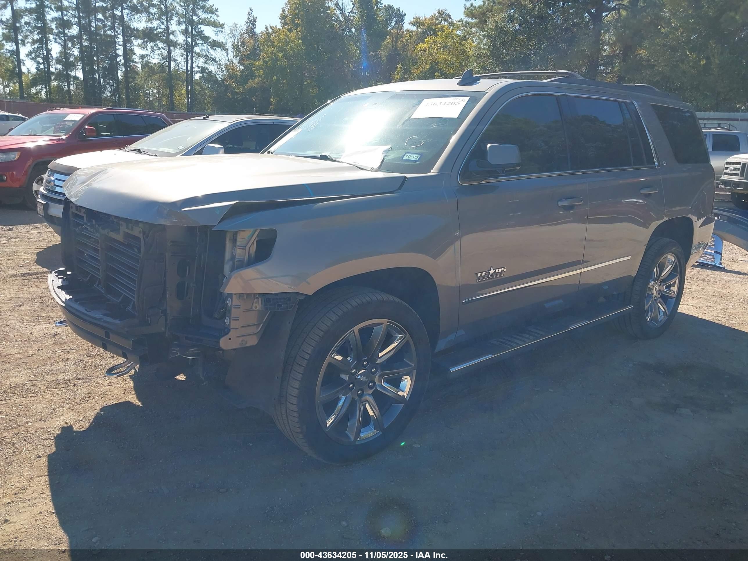 CHEVROLET TAHOE image 2