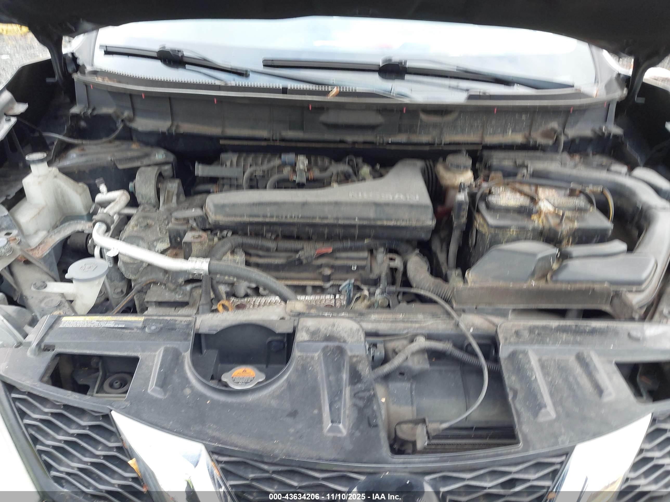 NISSAN ROGUE image 10