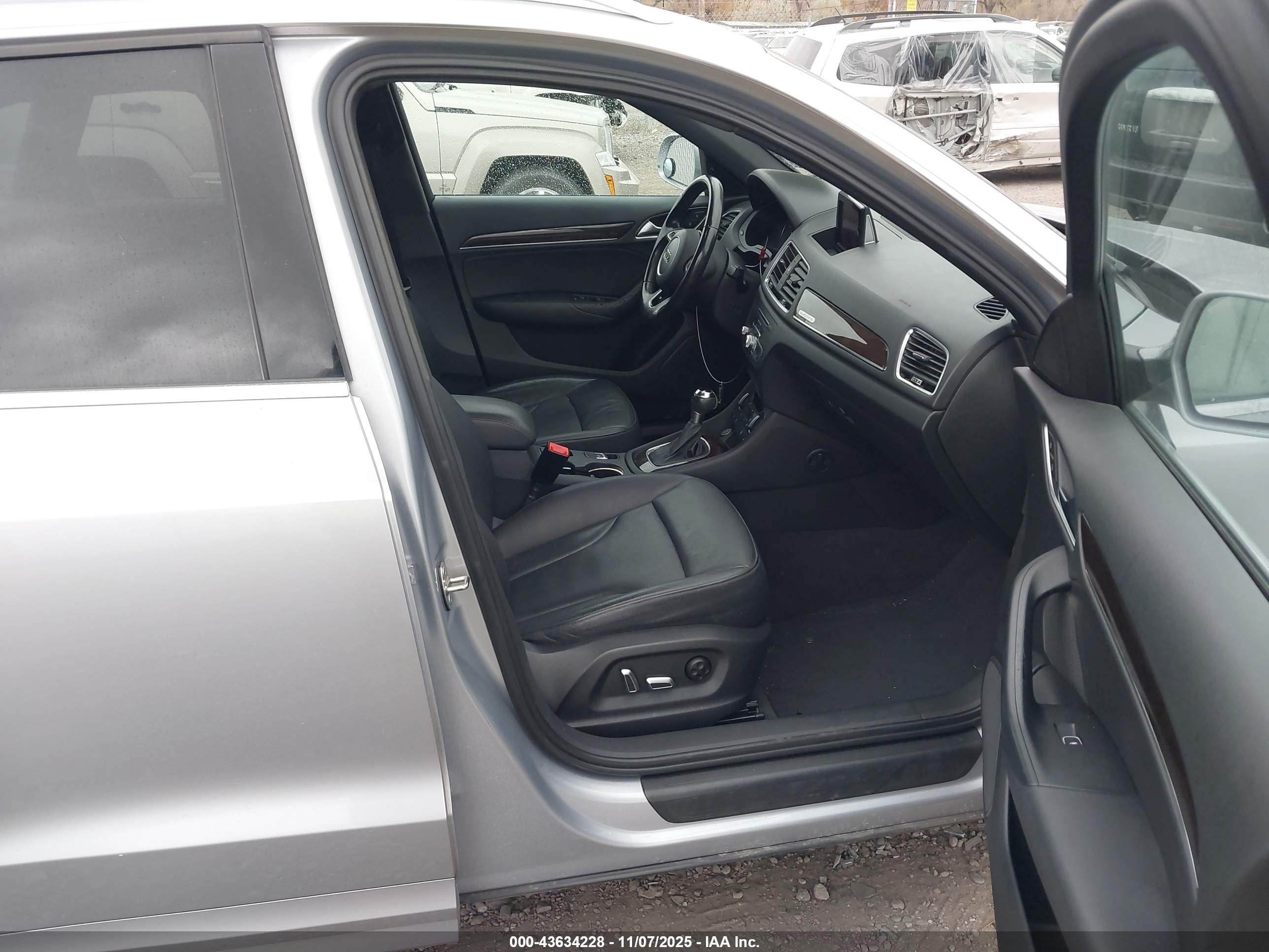 AUDI Q3 image 5