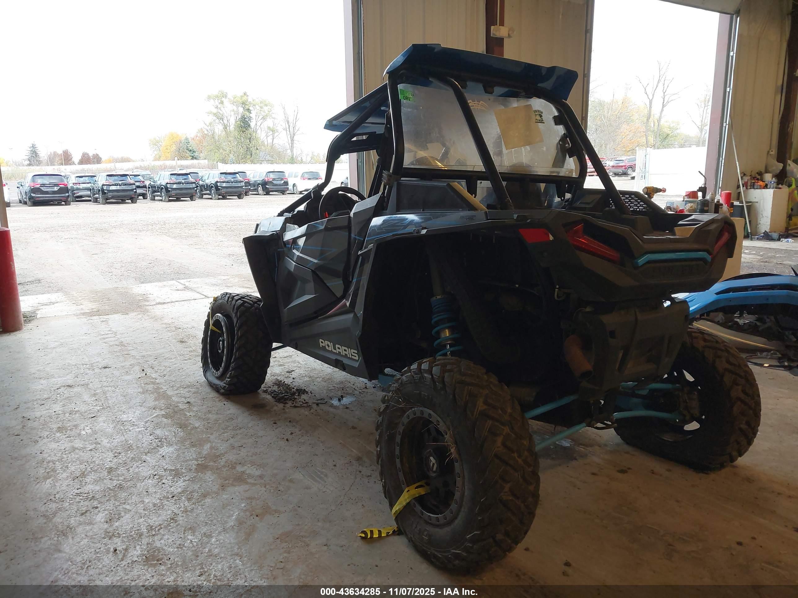 POLARIS RZR image 3