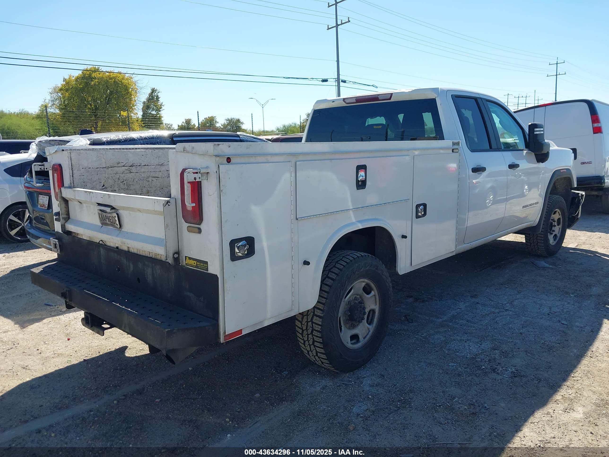 GMC SIERRA image 4