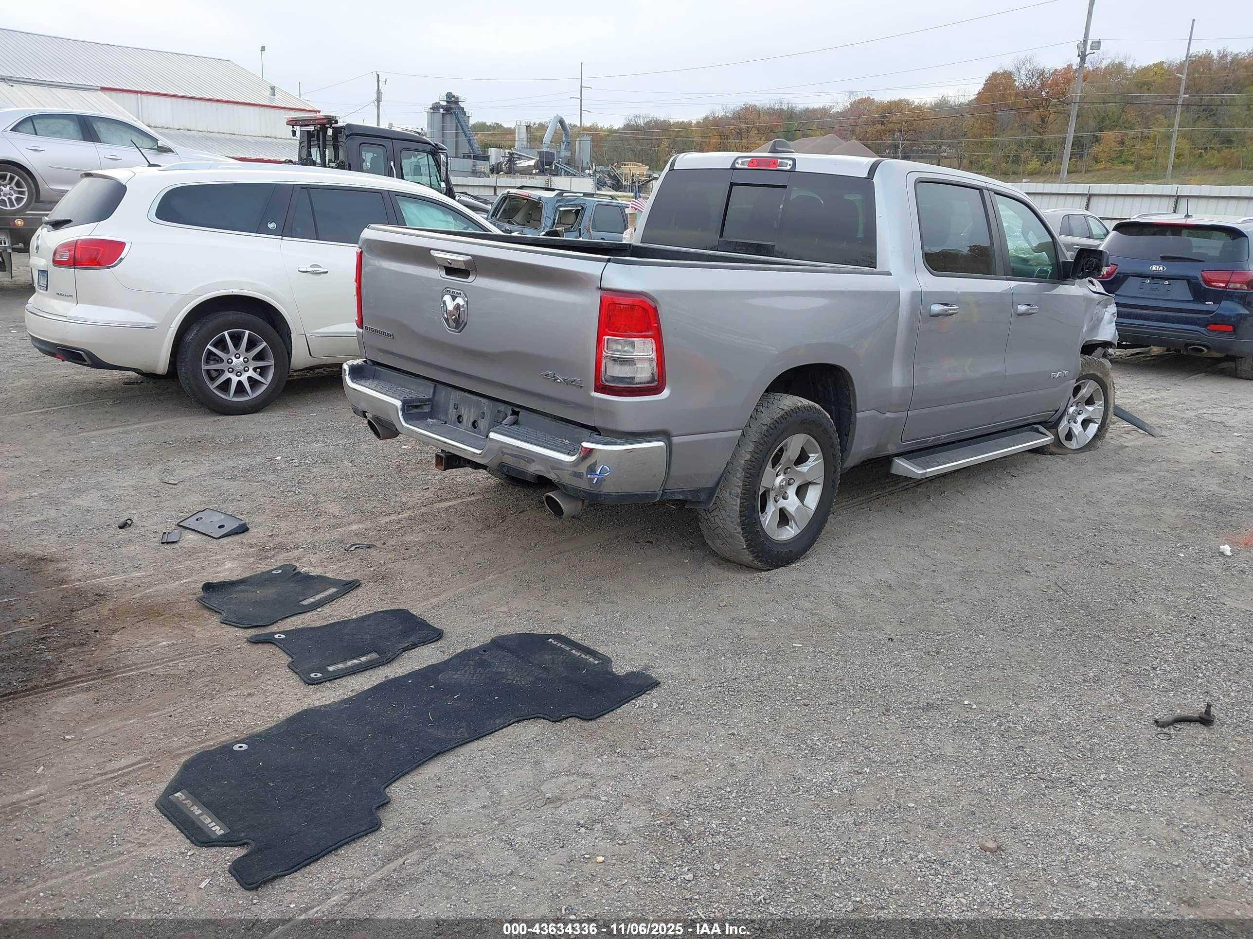RAM 1500 image 4