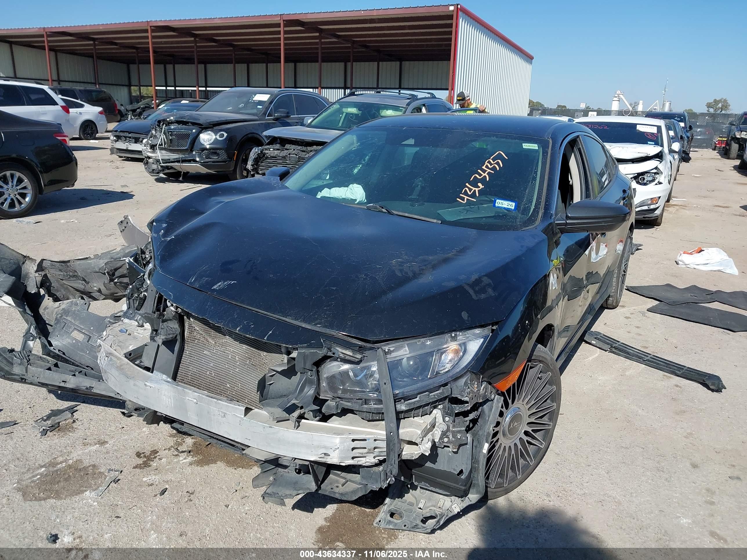 HONDA CIVIC image 2