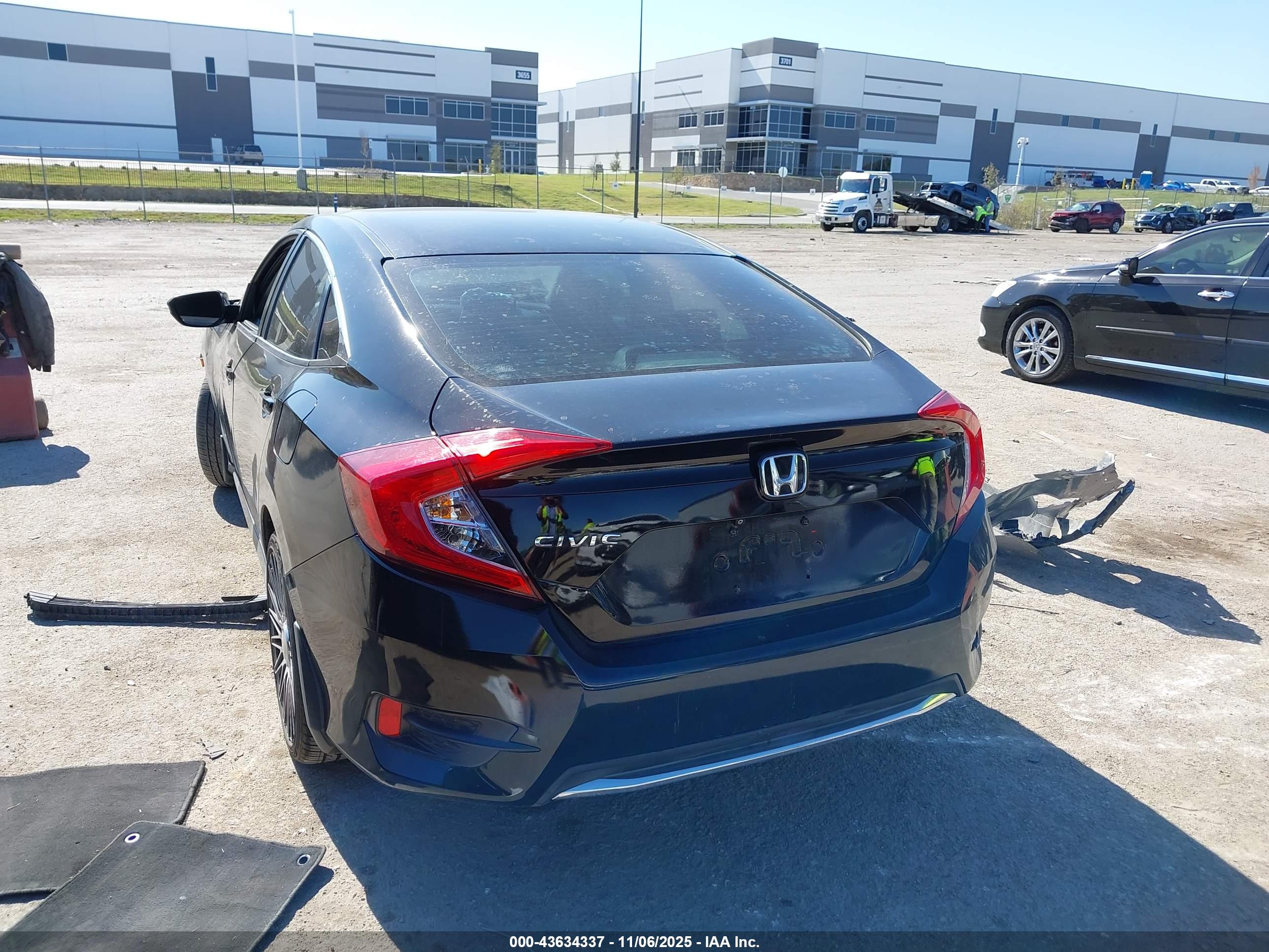HONDA CIVIC image 3