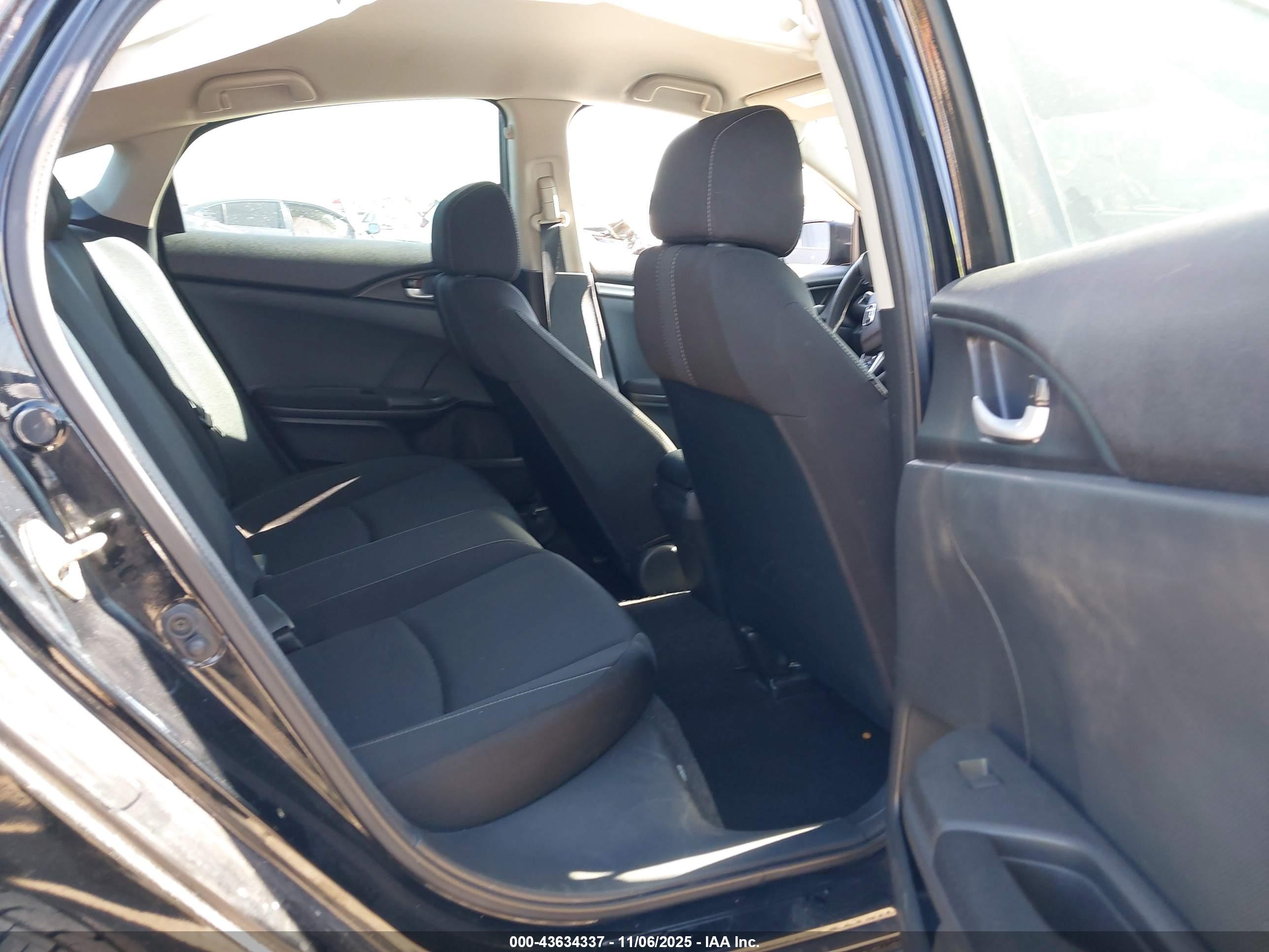 HONDA CIVIC image 8