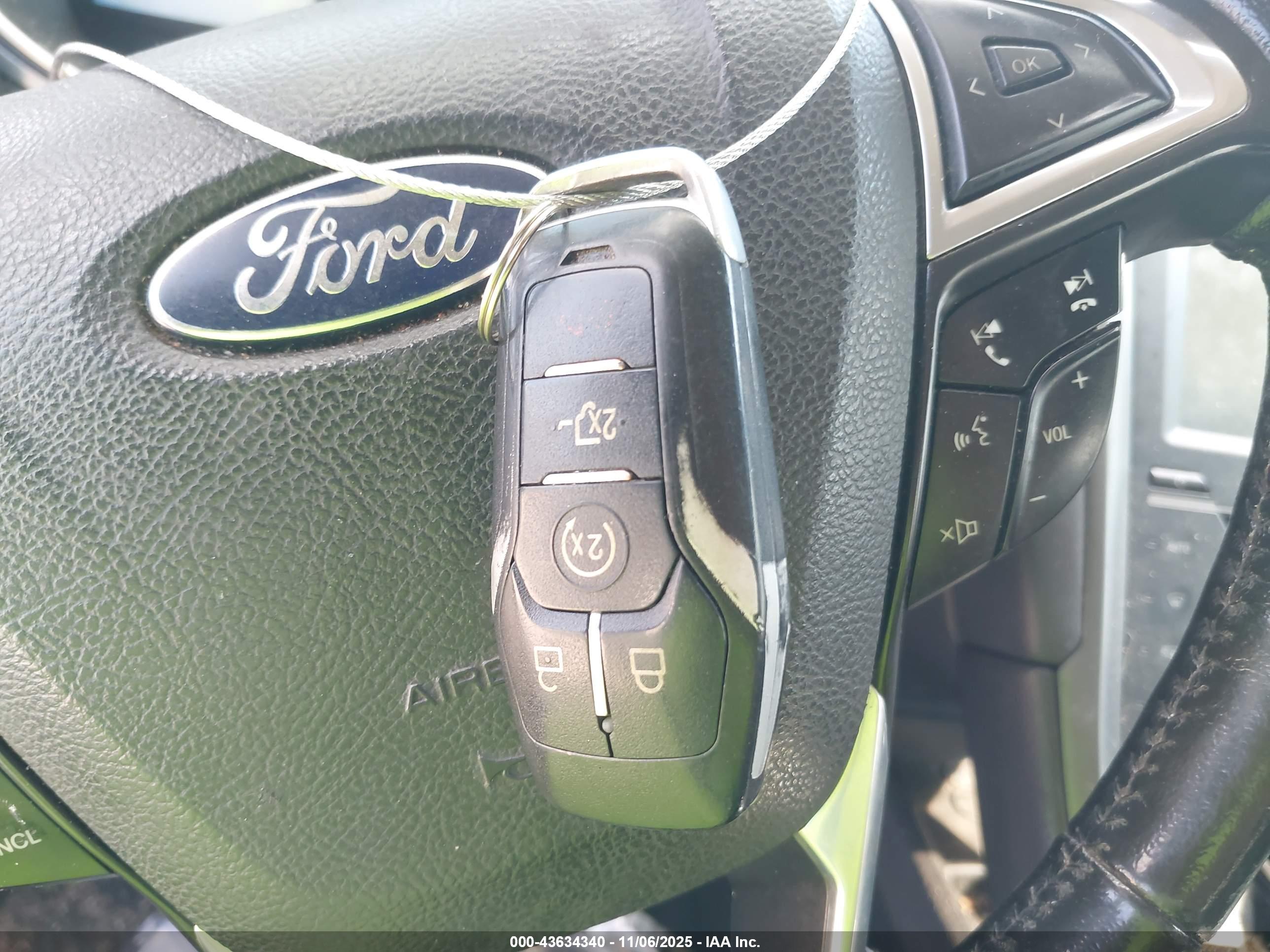 FORD FUSION image 11