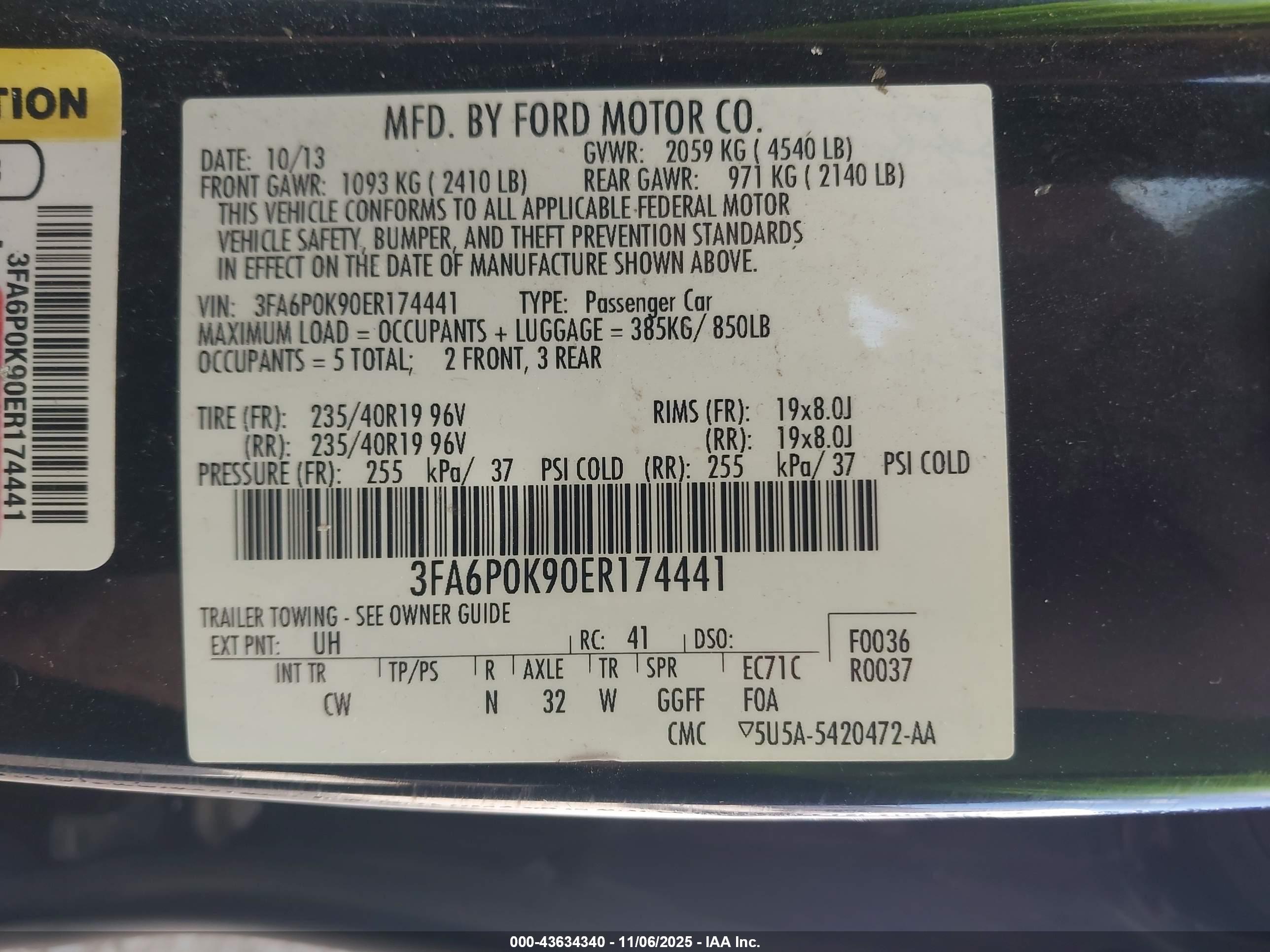 FORD FUSION image 9