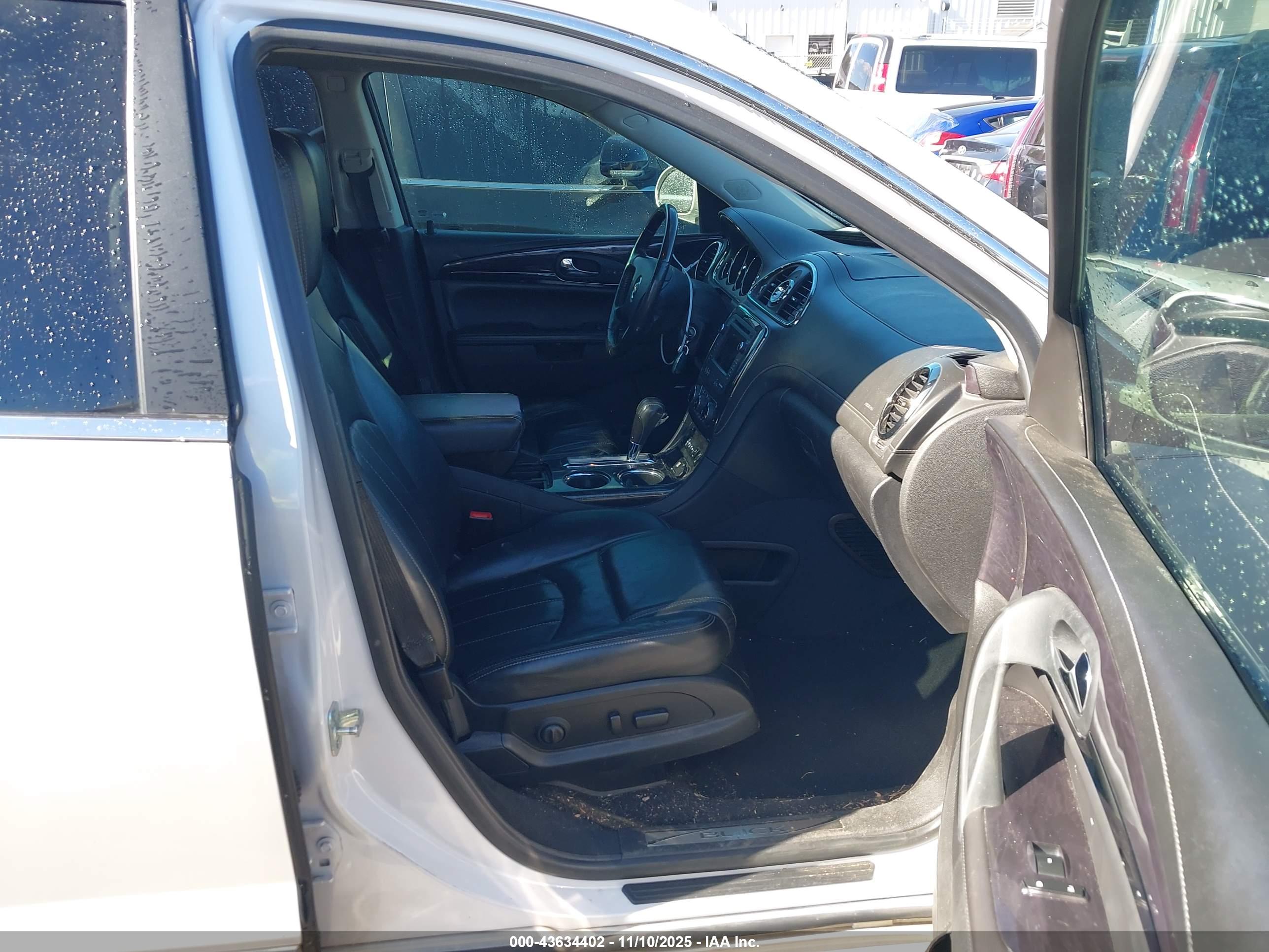 BUICK ENCLAVE image 5