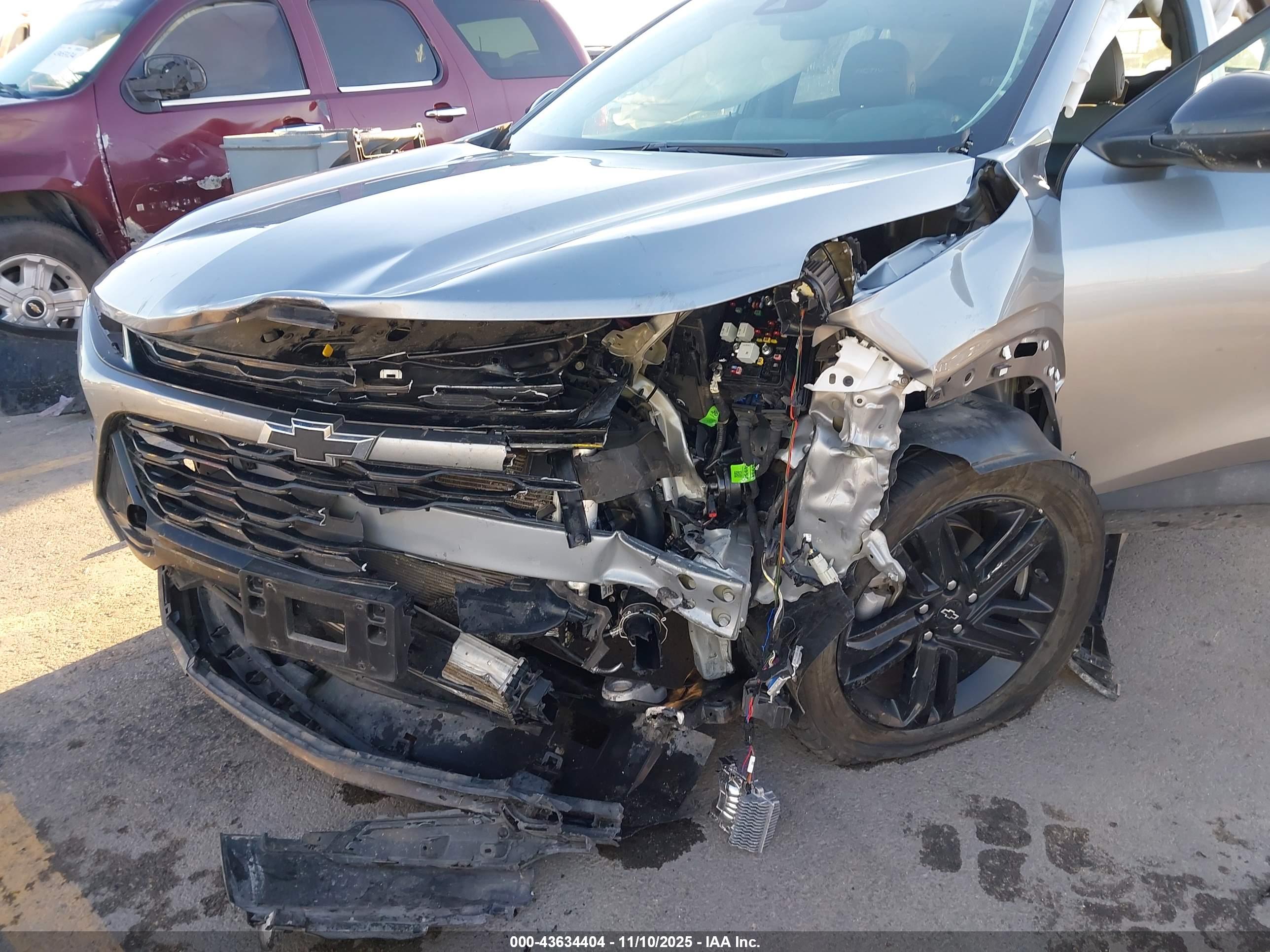 CHEVROLET TRAX image 6