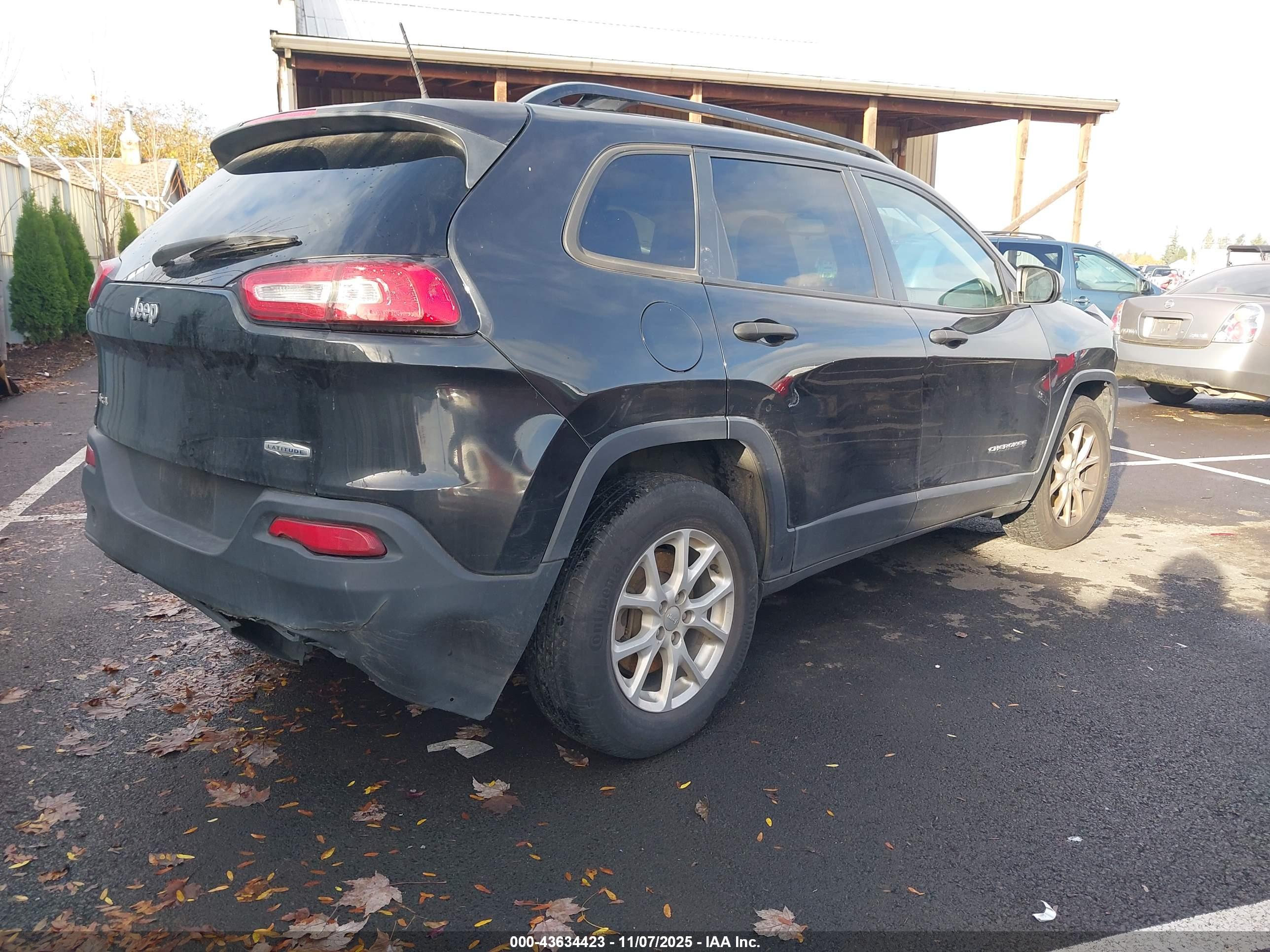 JEEP CHEROKEE image 4