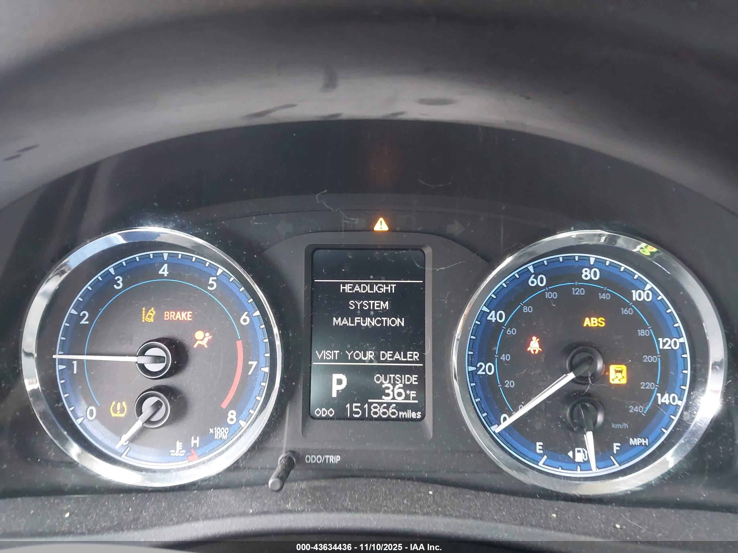 TOYOTA COROLLA image 7