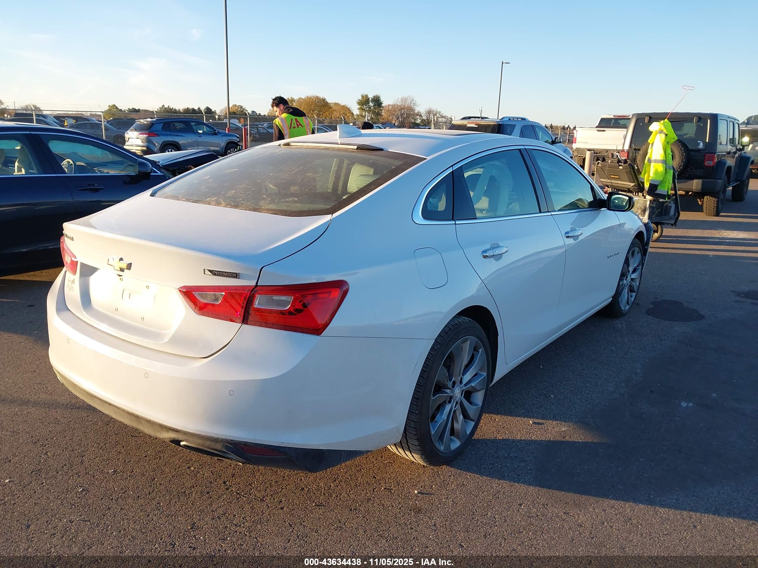 CHEVROLET MALIBU image 4
