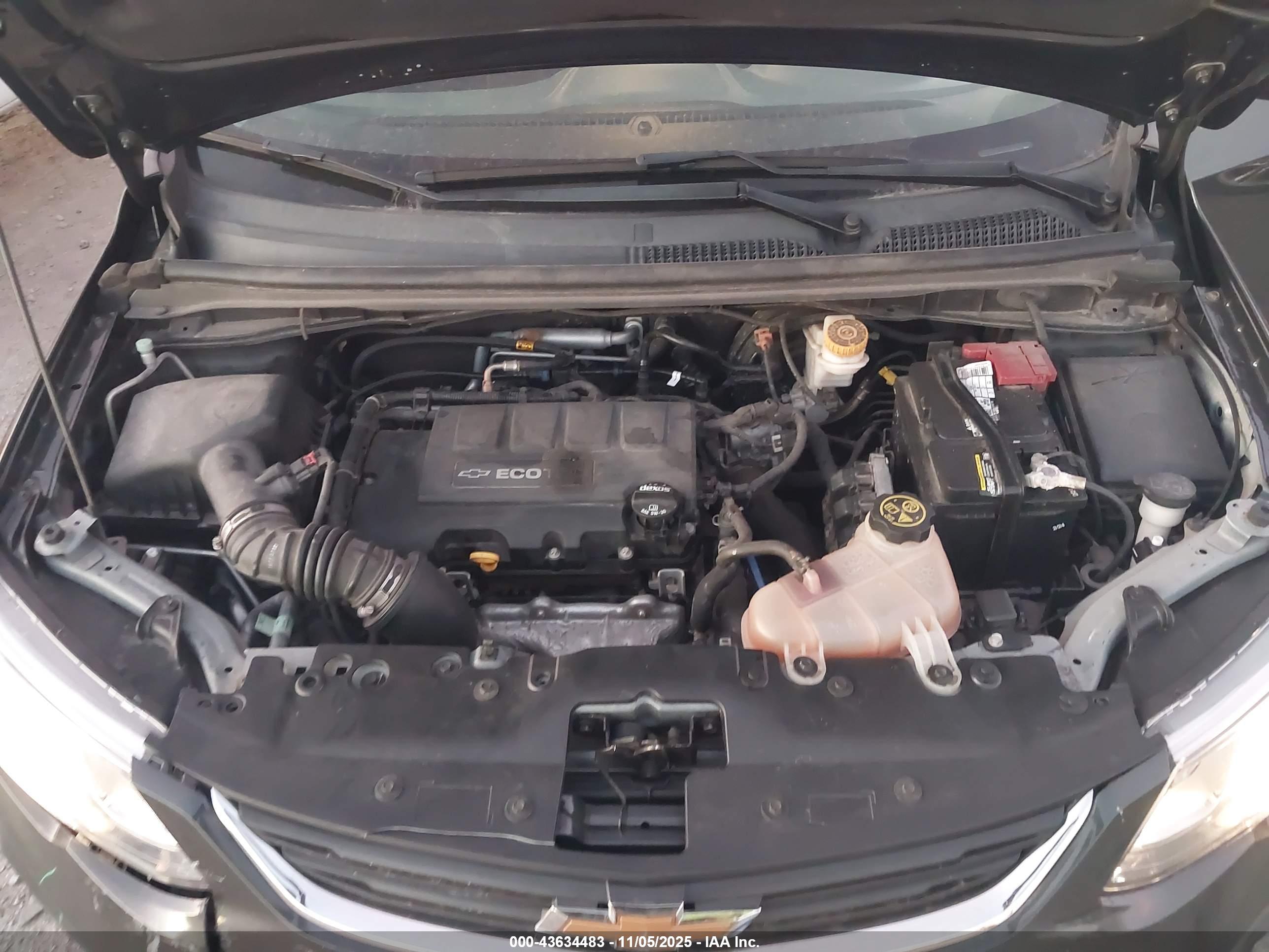 CHEVROLET SONIC image 10