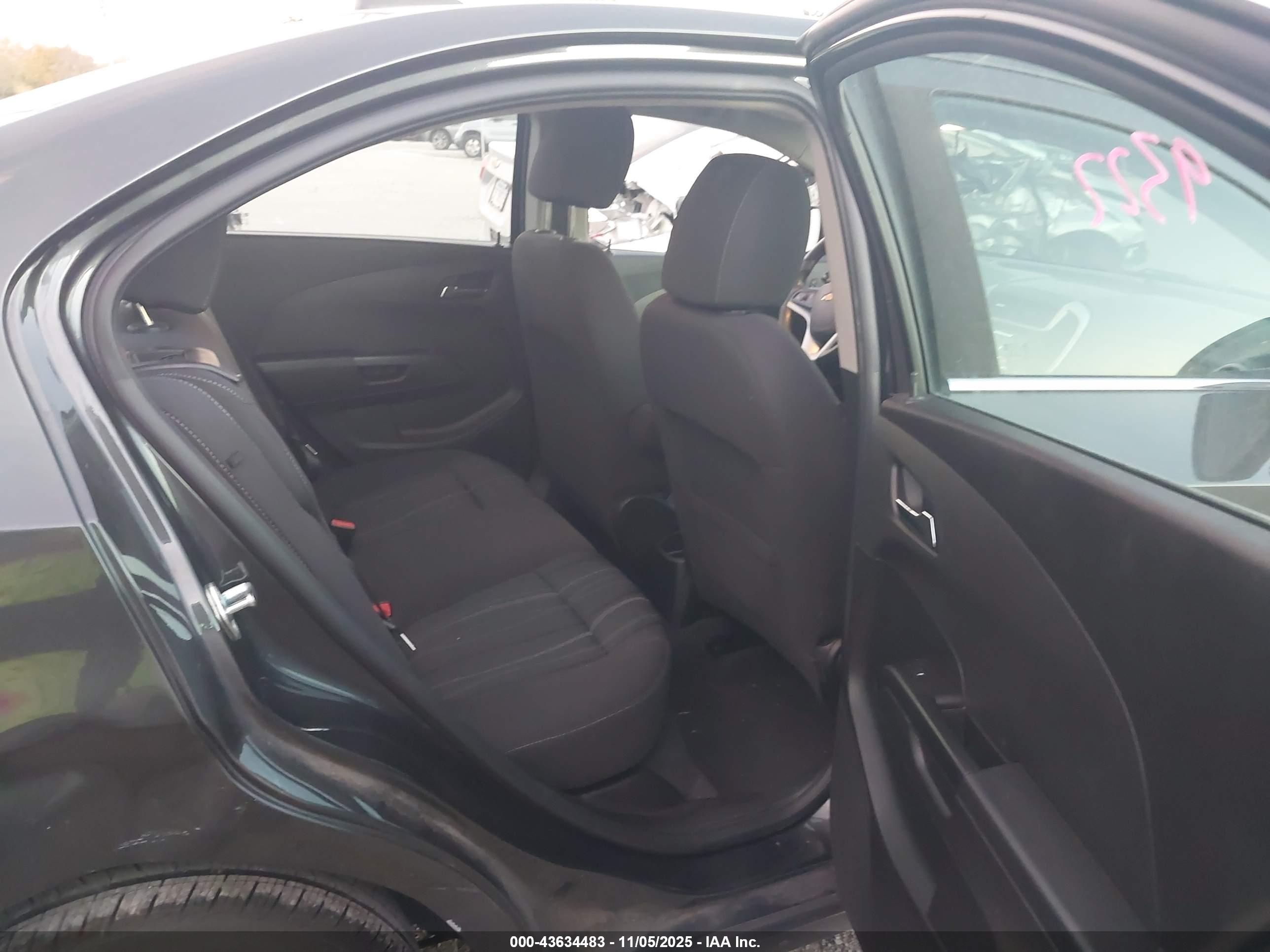CHEVROLET SONIC image 8