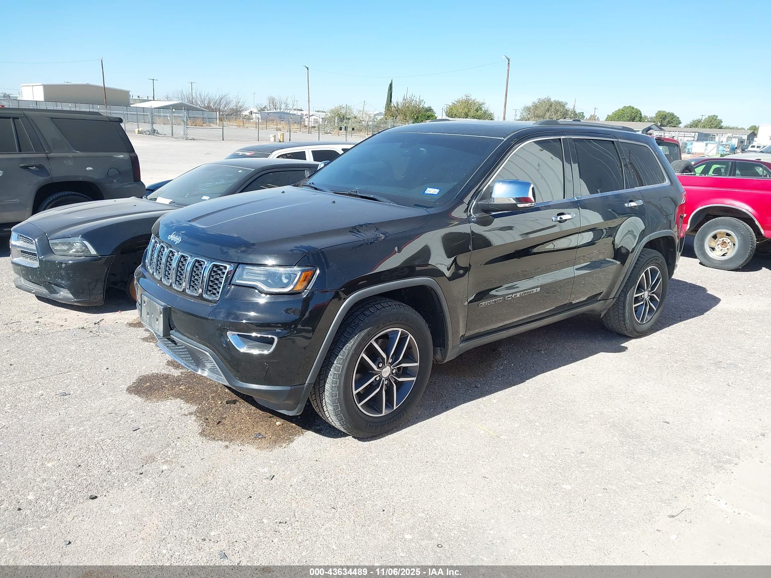 JEEP GRAND image 2
