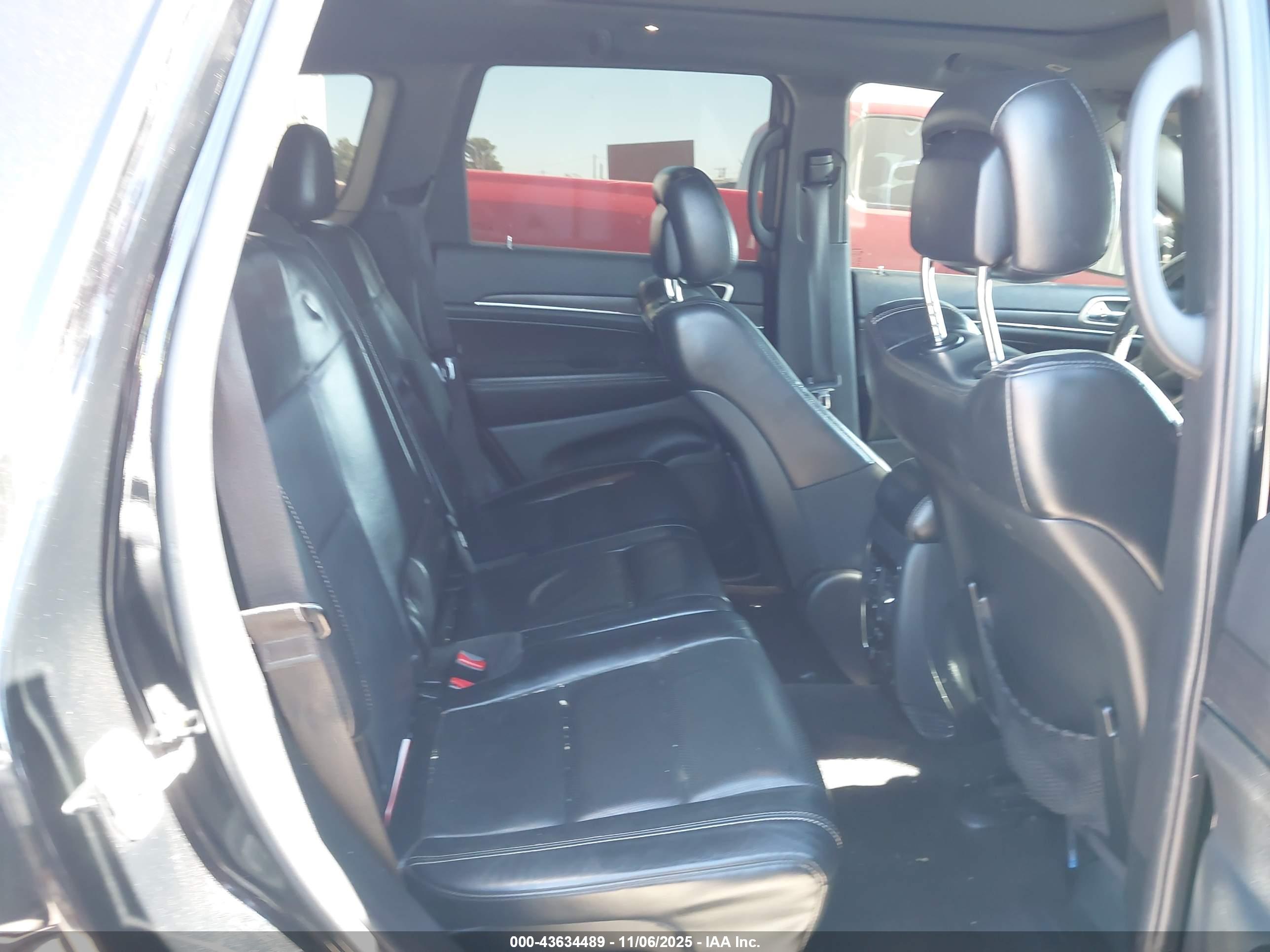 JEEP GRAND image 8