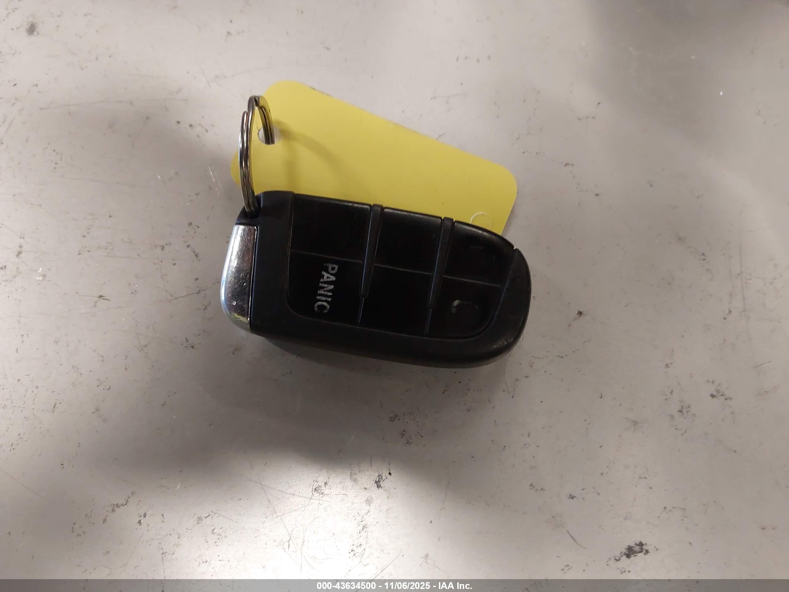 JEEP RENEGADE image 11