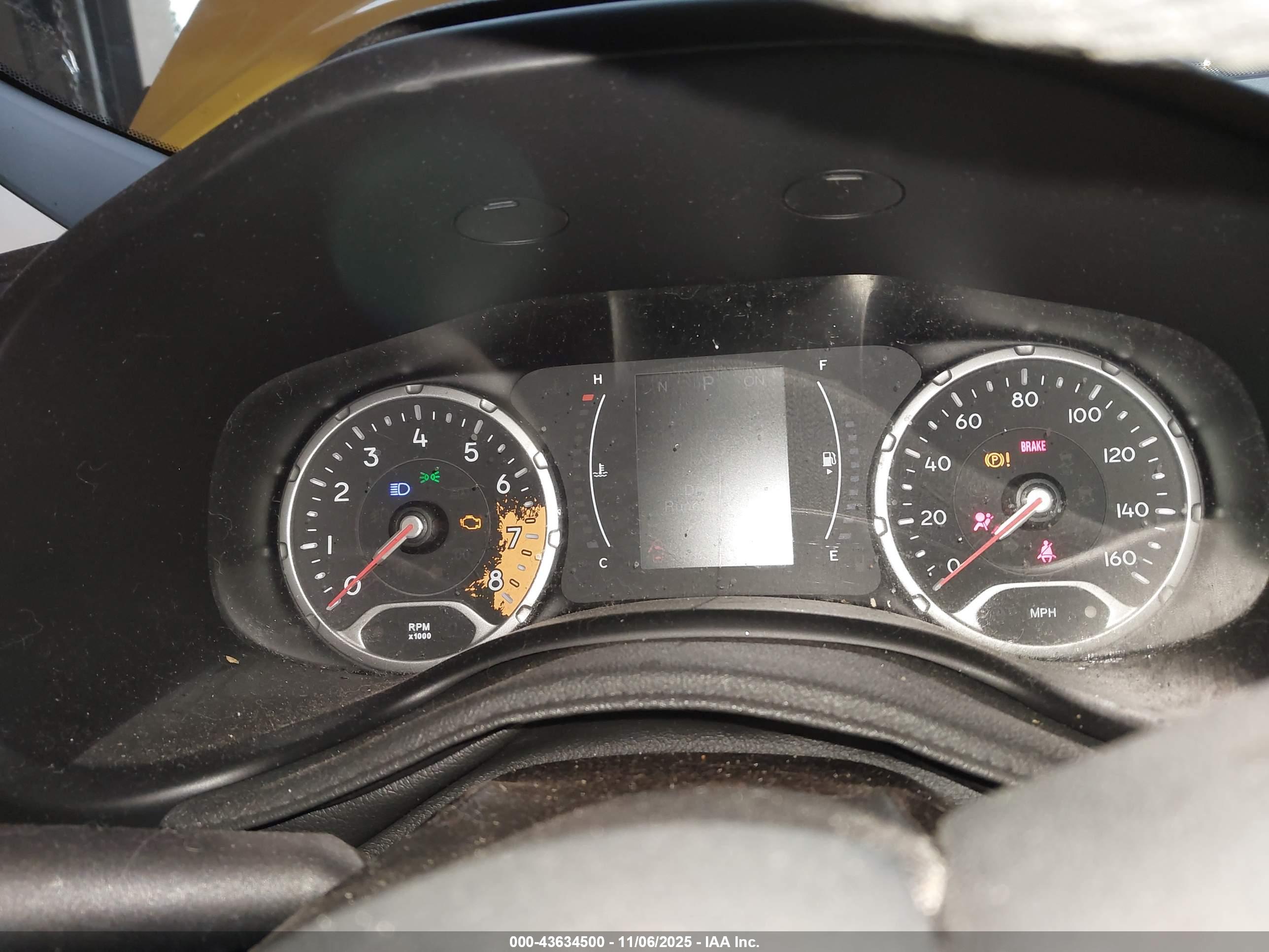 JEEP RENEGADE image 7