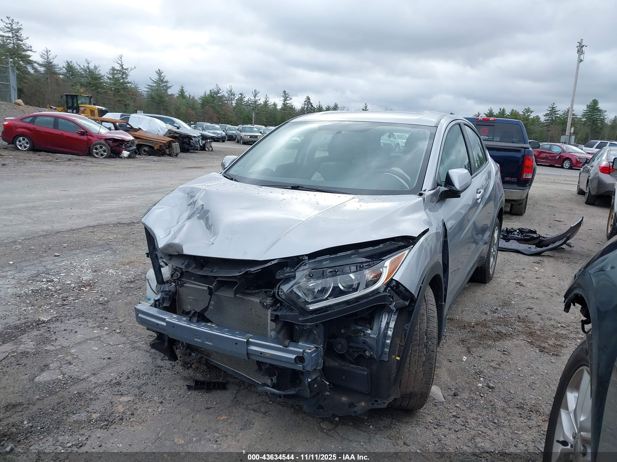 HONDA HR-V image 2
