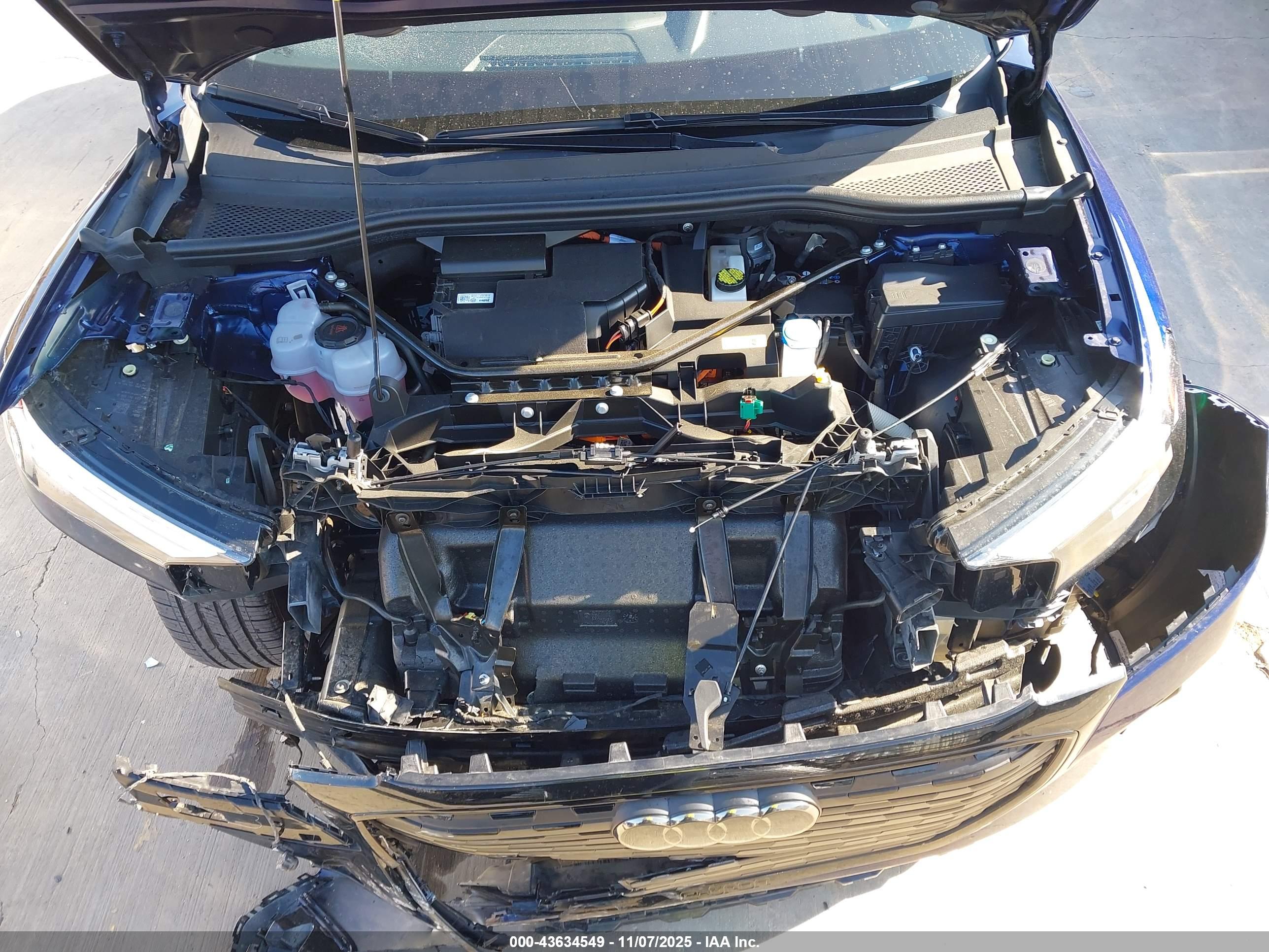 AUDI Q4 image 10