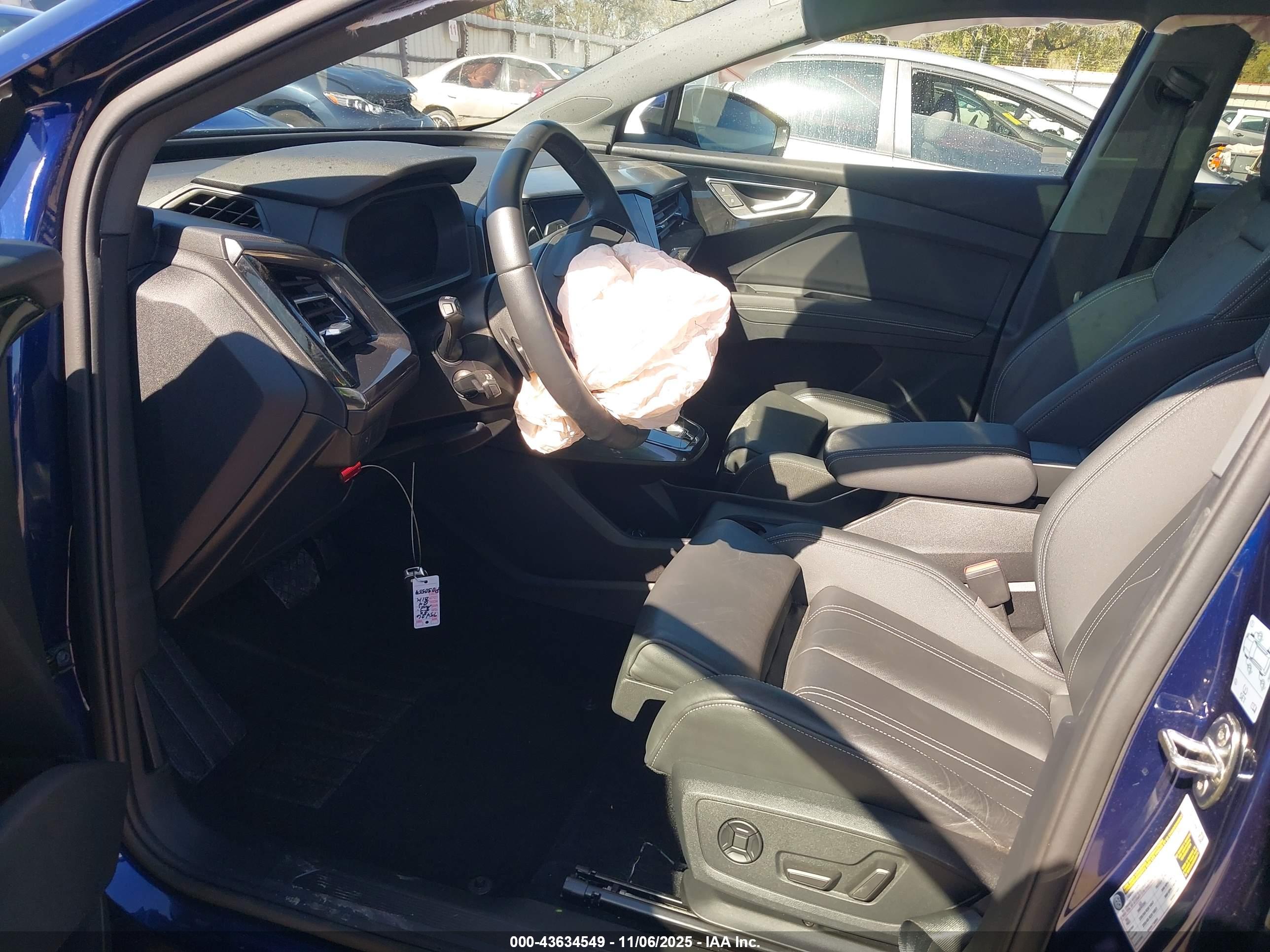 AUDI Q4 image 5