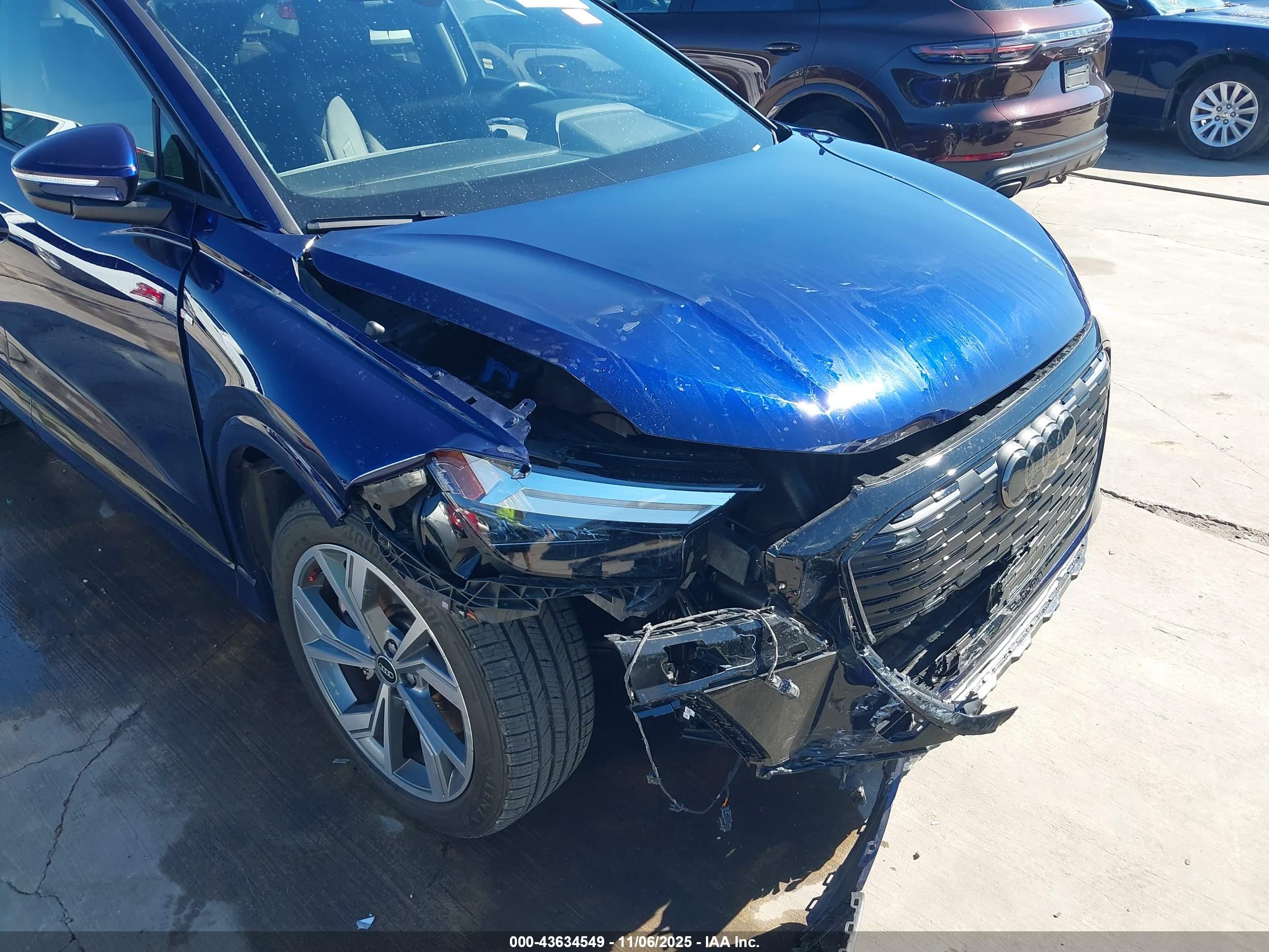 AUDI Q4 image 6