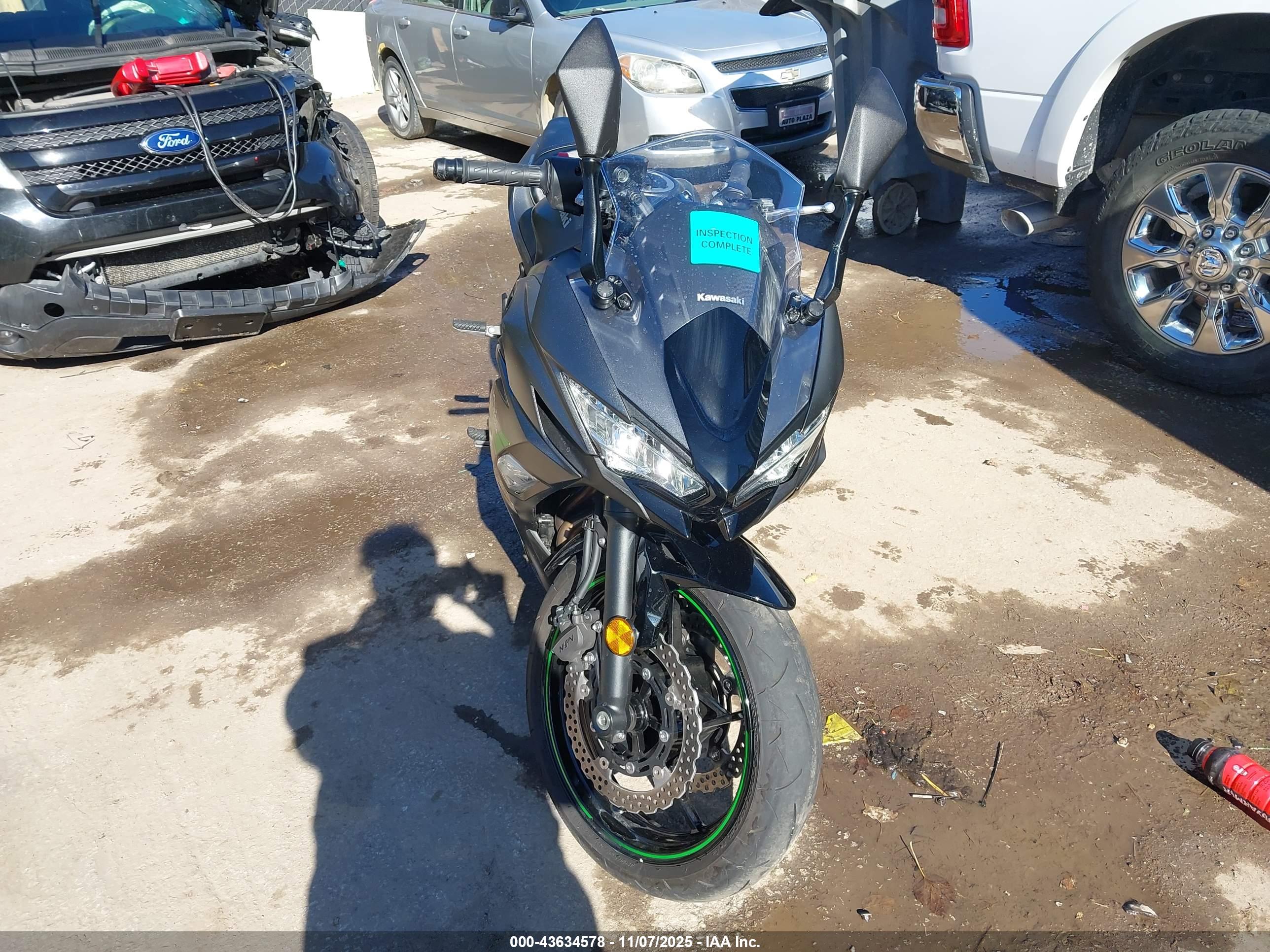 KAWASAKI EX650 image 5