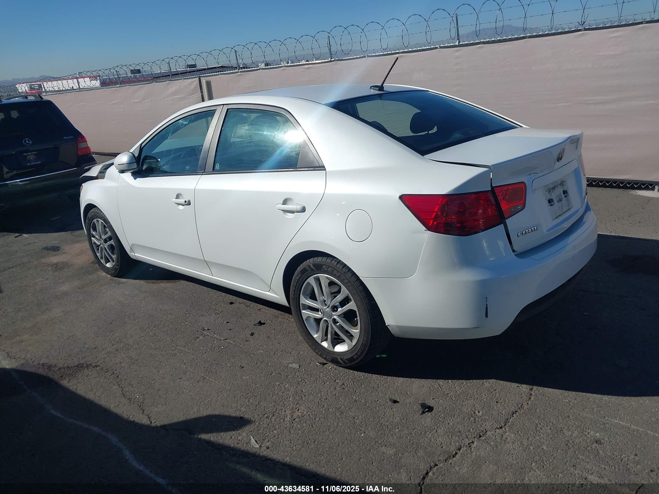 KIA FORTE image 3