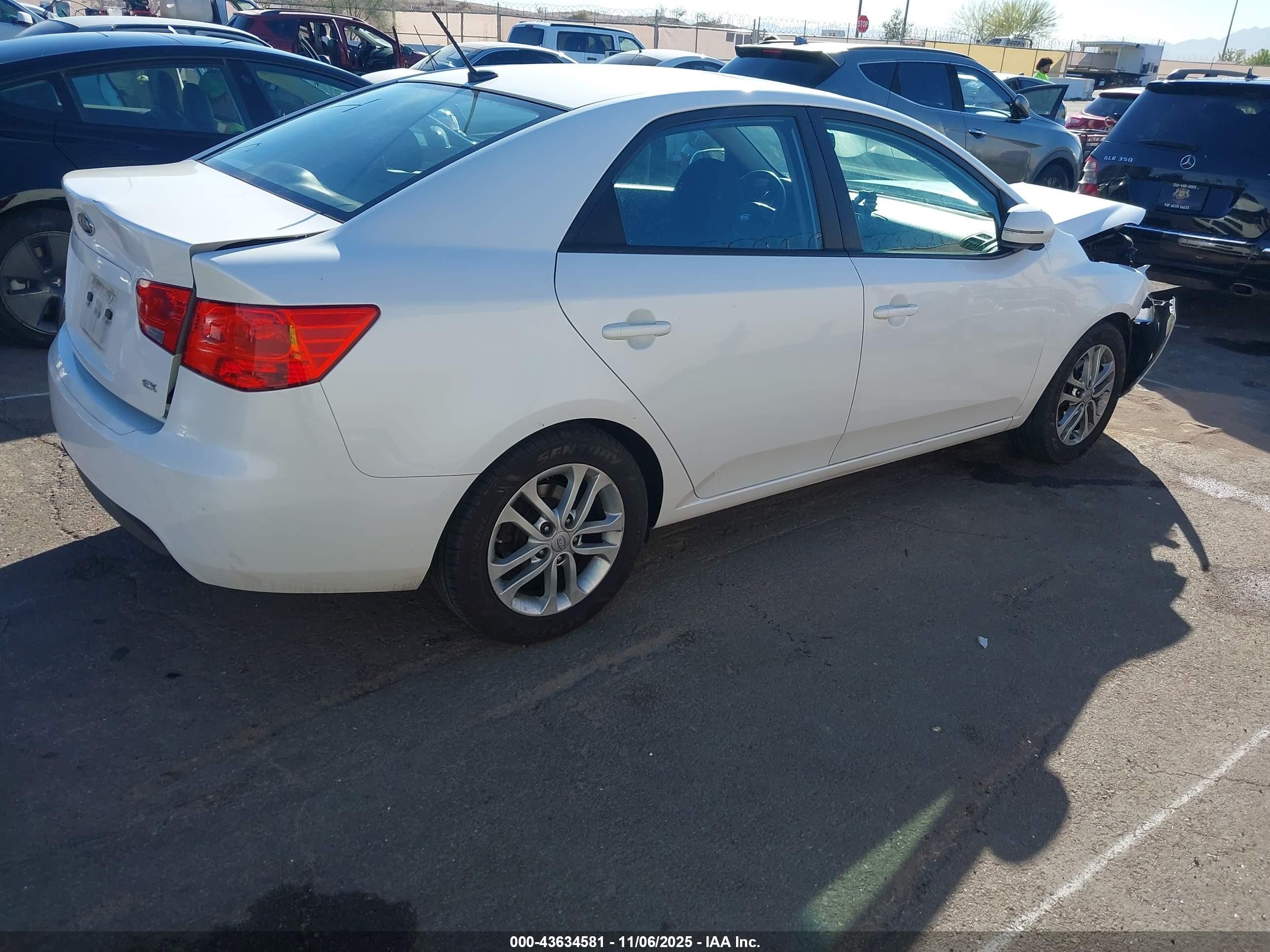 KIA FORTE image 4