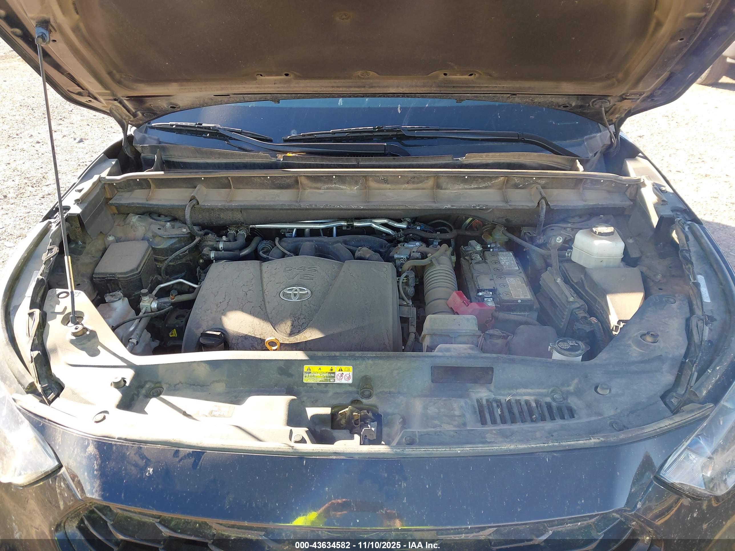 TOYOTA HIGHLANDER image 10