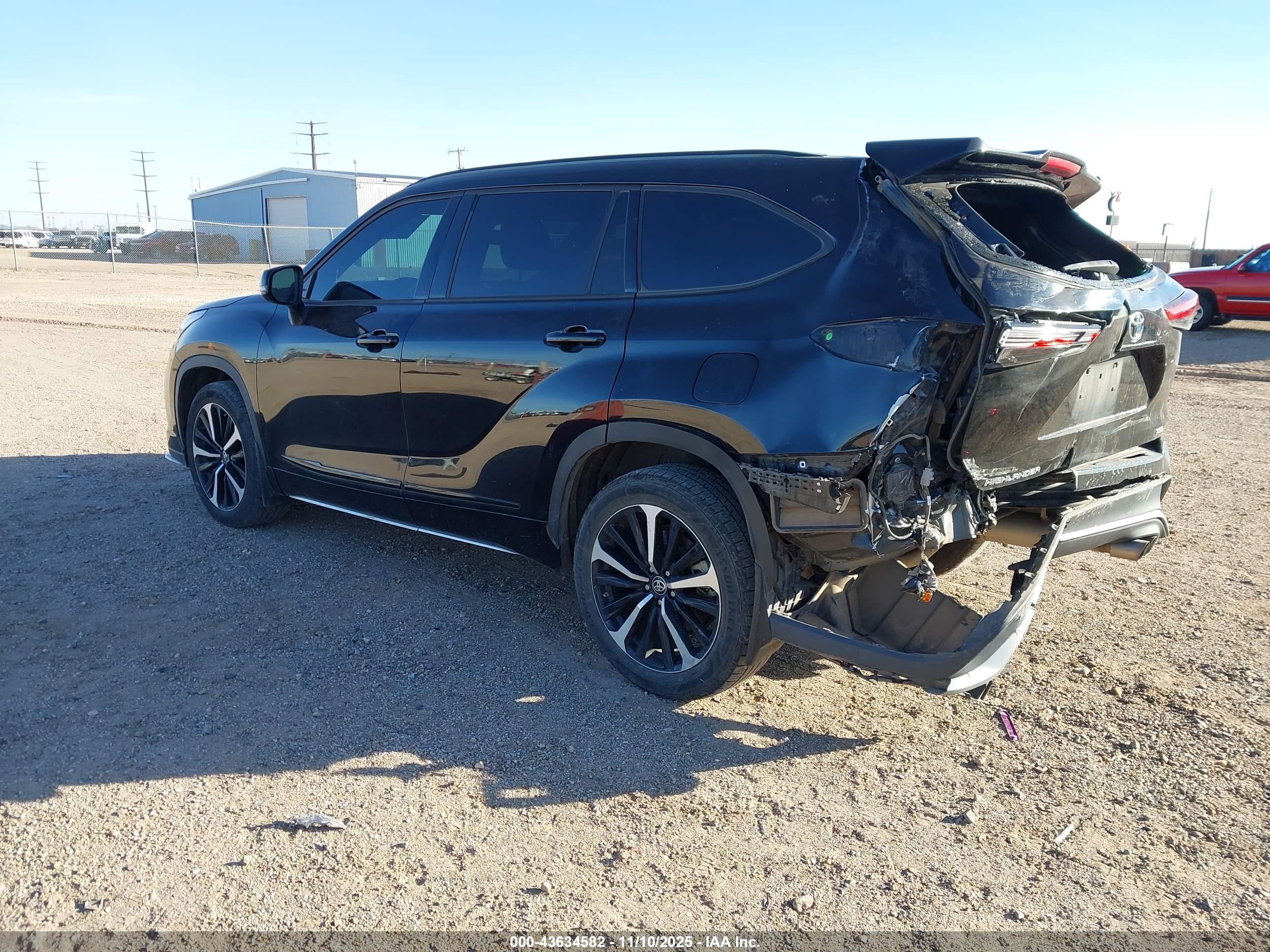TOYOTA HIGHLANDER image 3