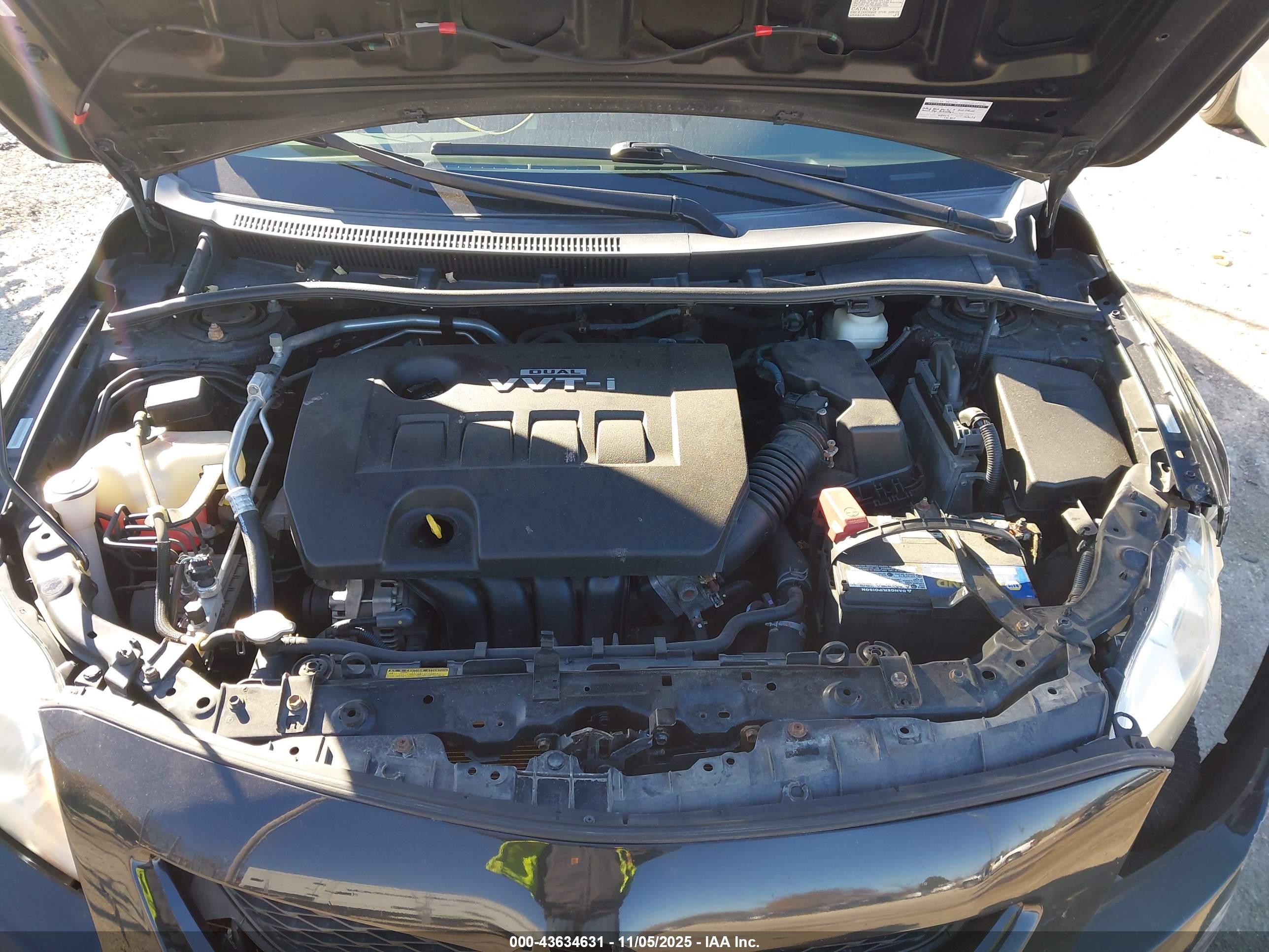 TOYOTA COROLLA image 10