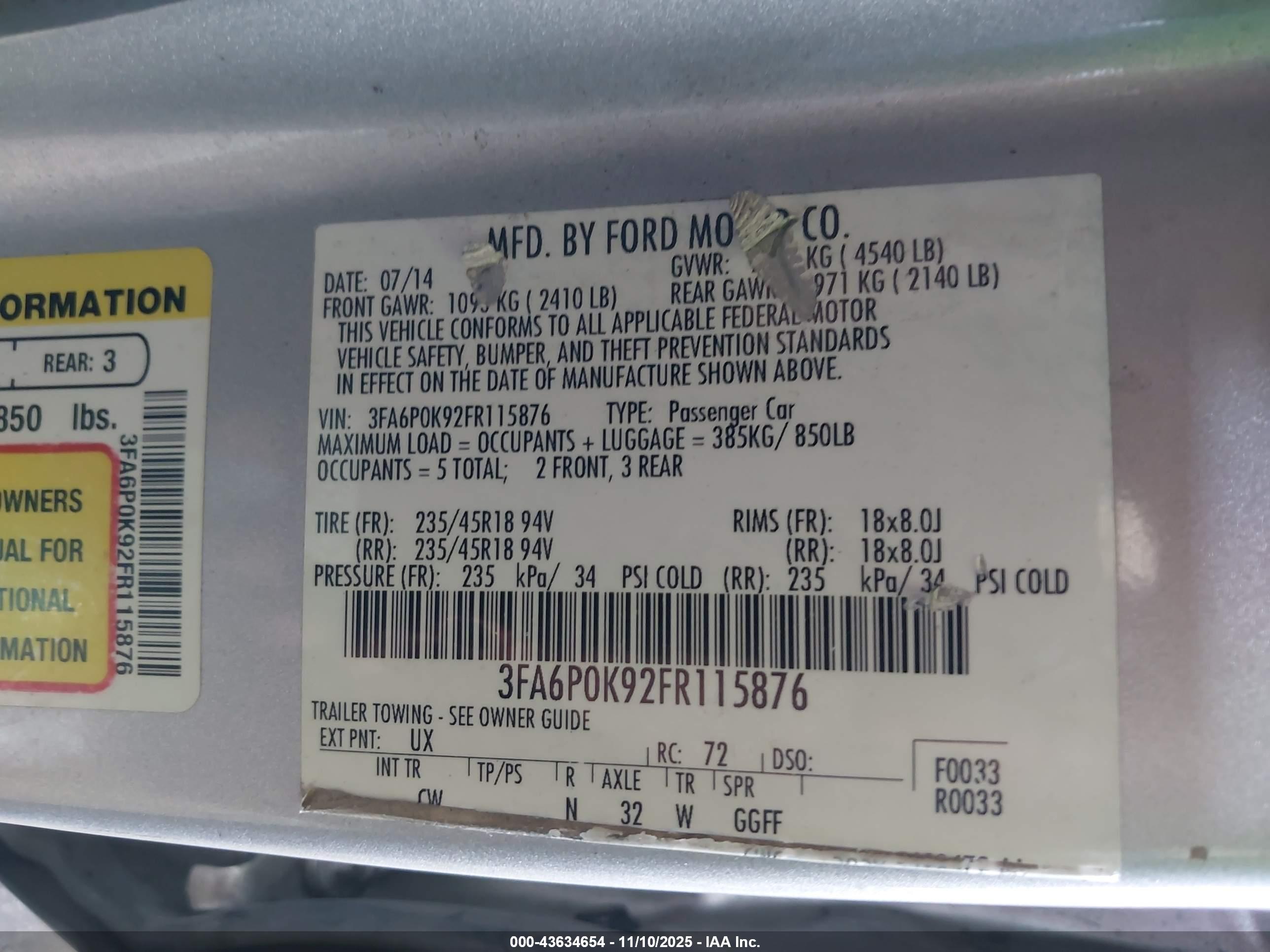 FORD FUSION image 9