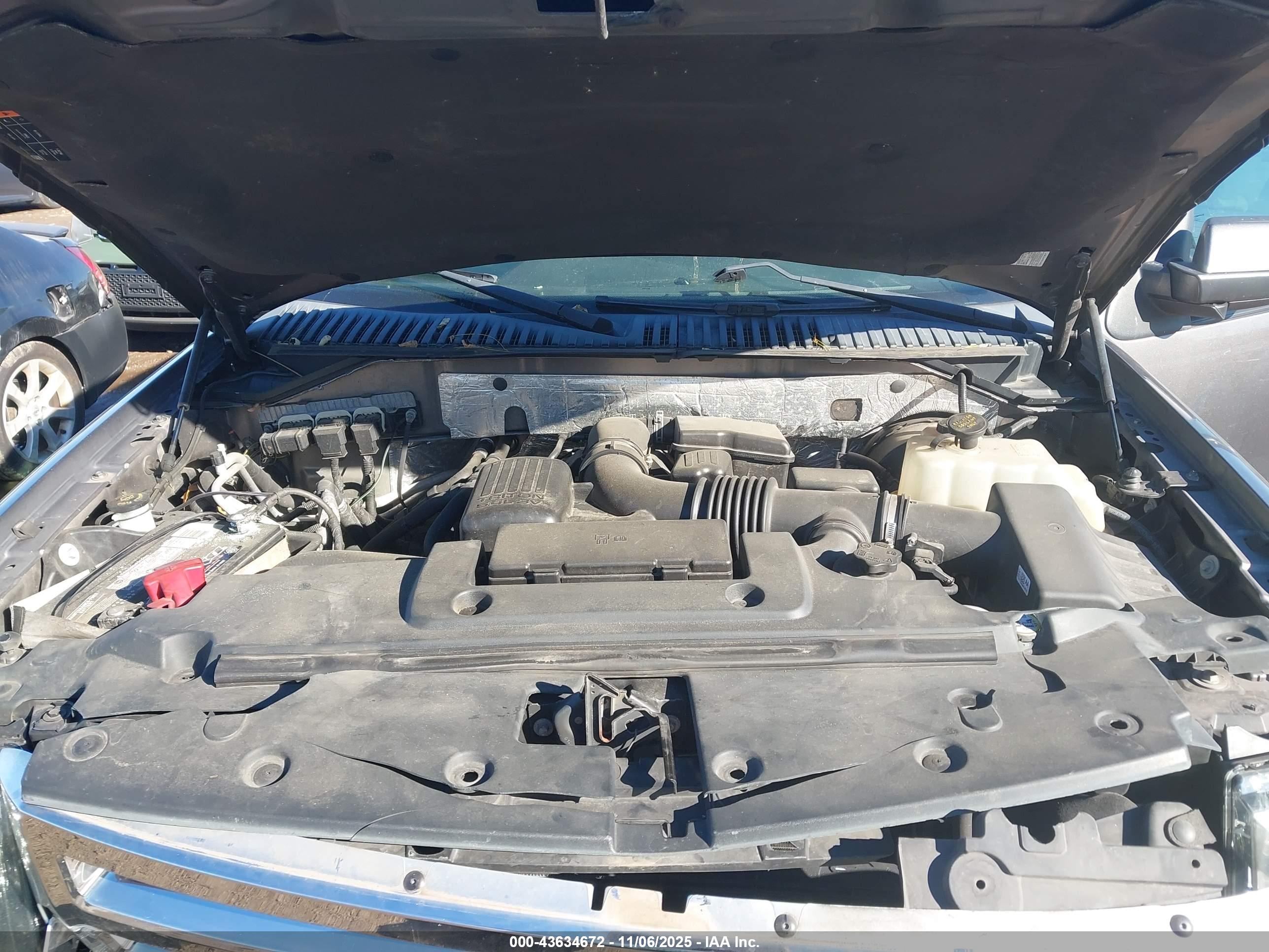 FORD EXPEDITION image 10