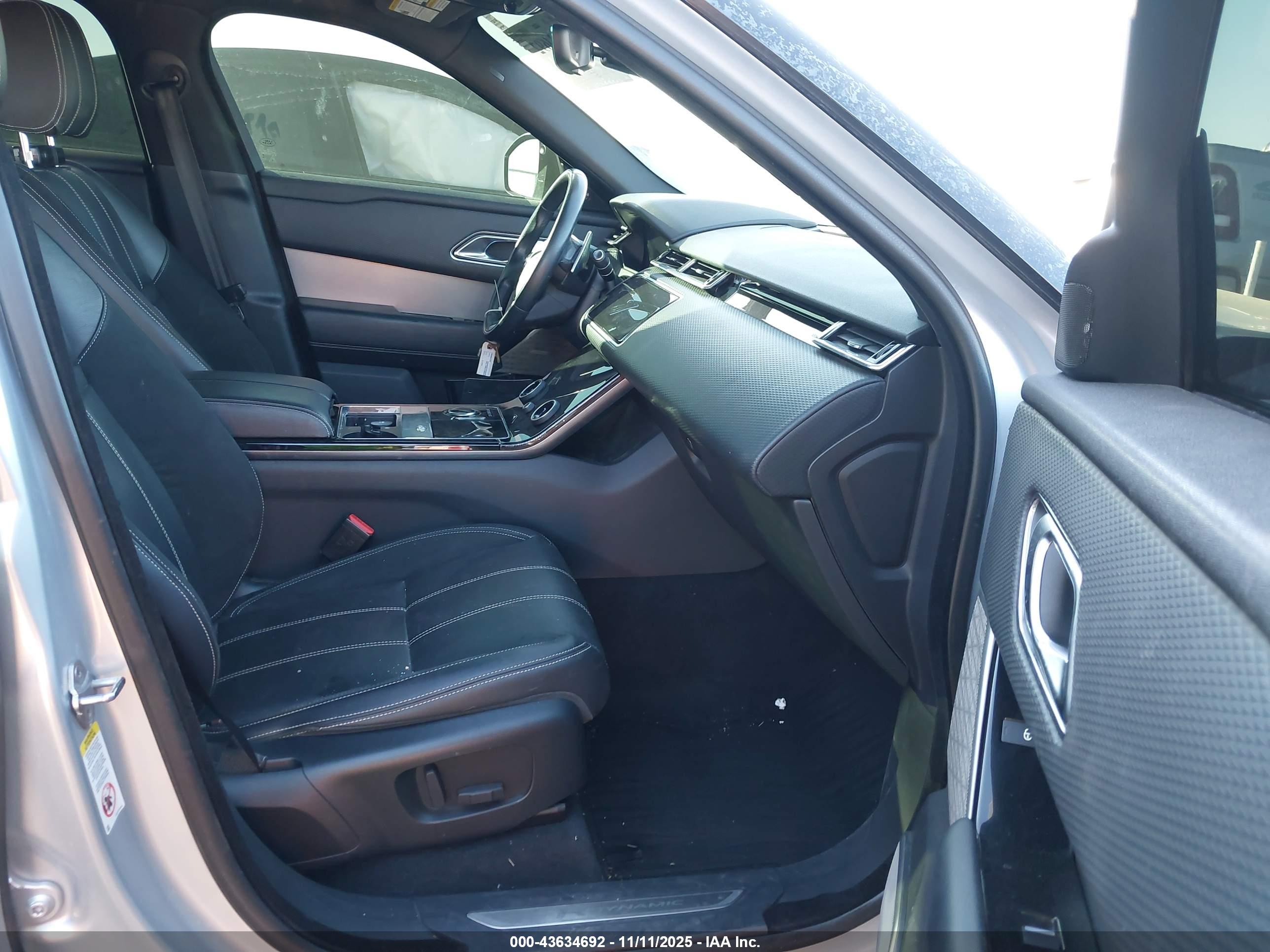 LAND ROVER image 5