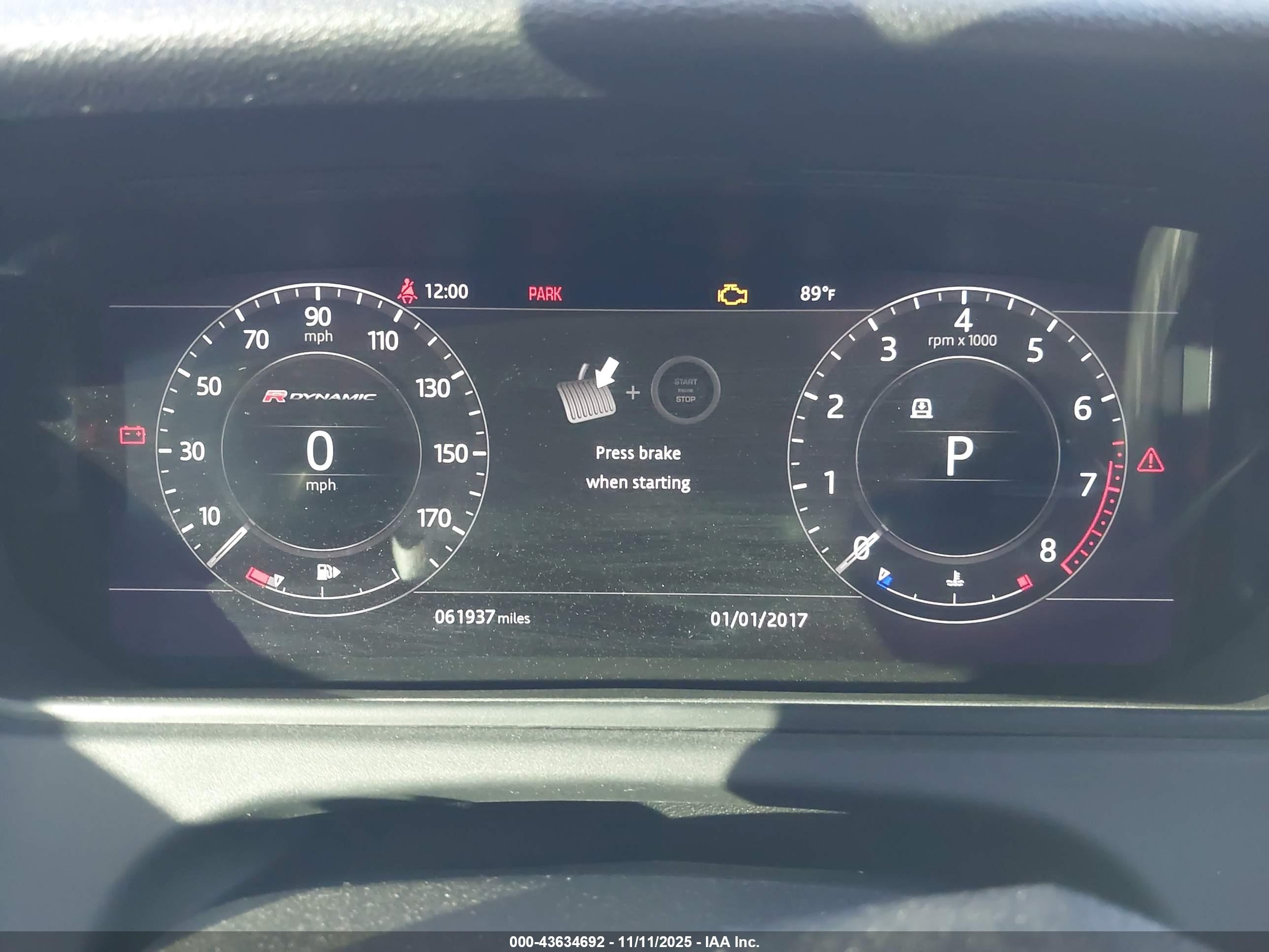 LAND ROVER image 7